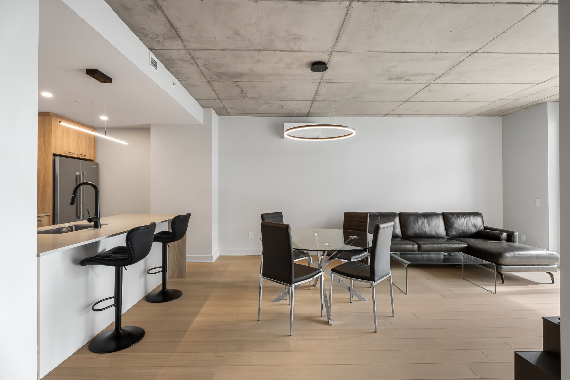 Photo - Salle à manger