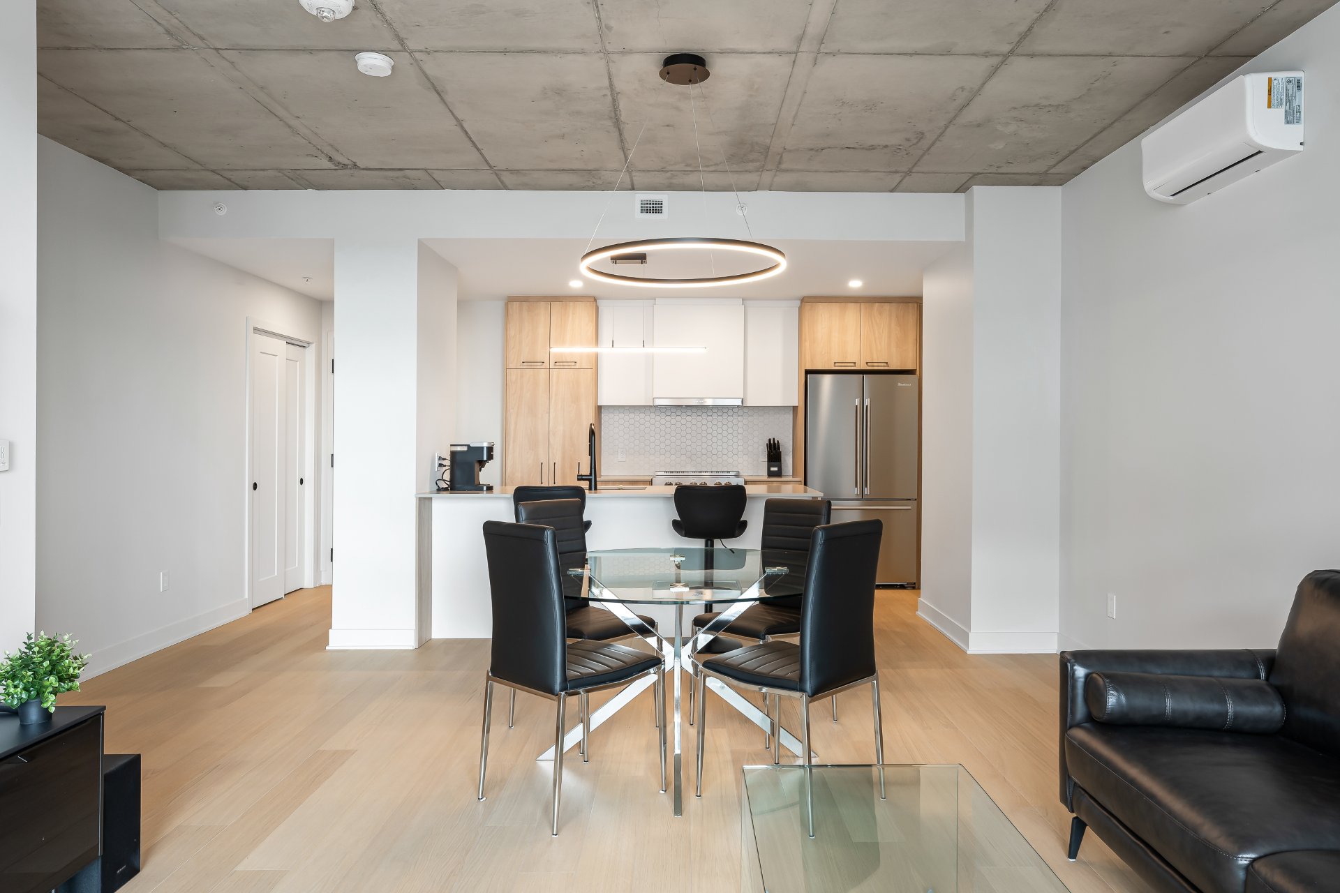 Photo - Salle à manger