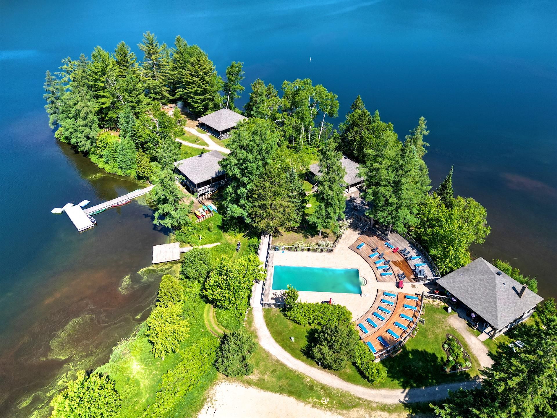 Two or more storey for sale, Lac-Supérieur