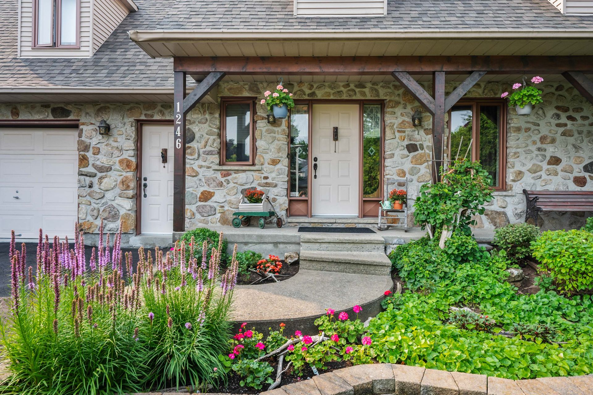 Photo - Exterior entrance