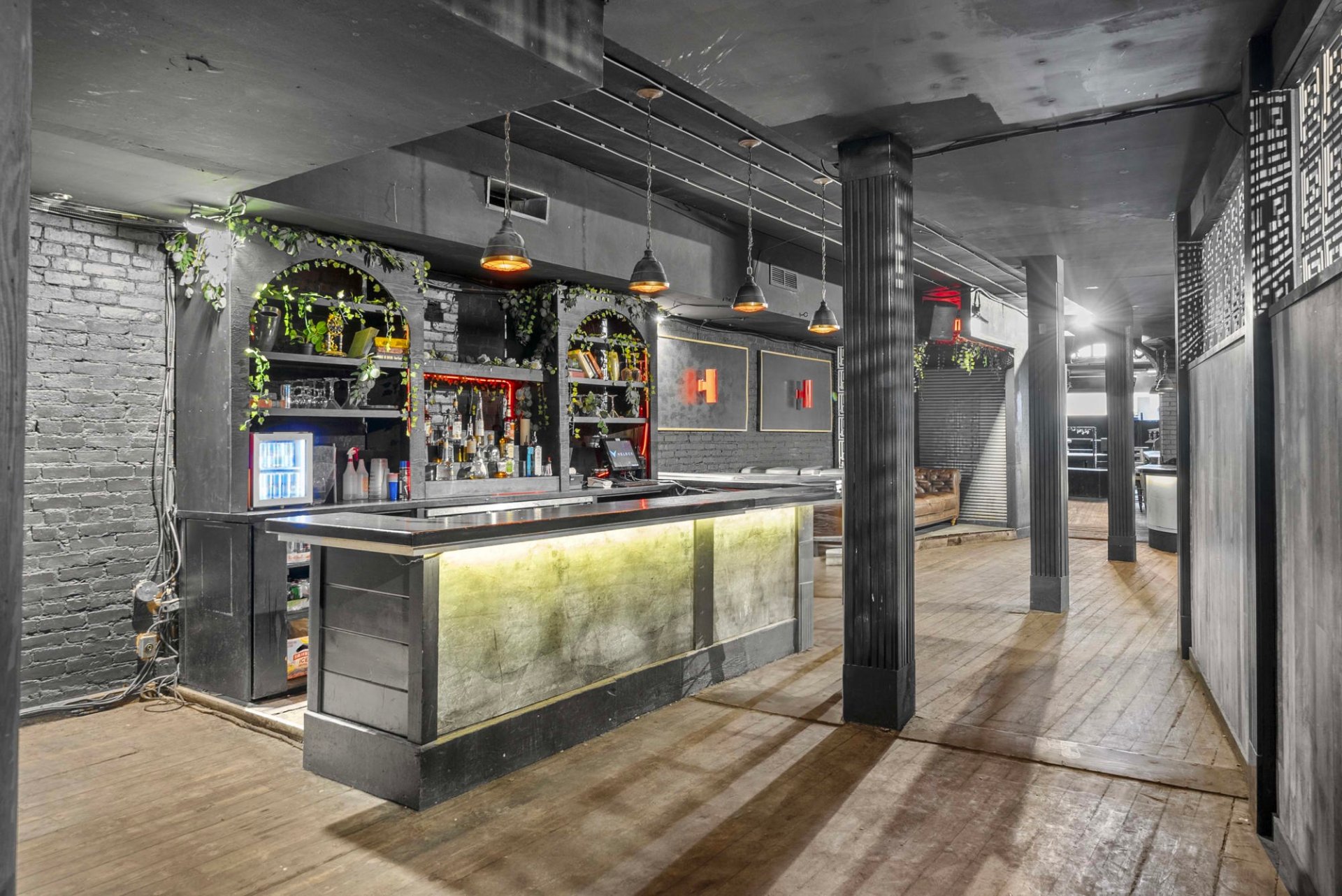 Bar