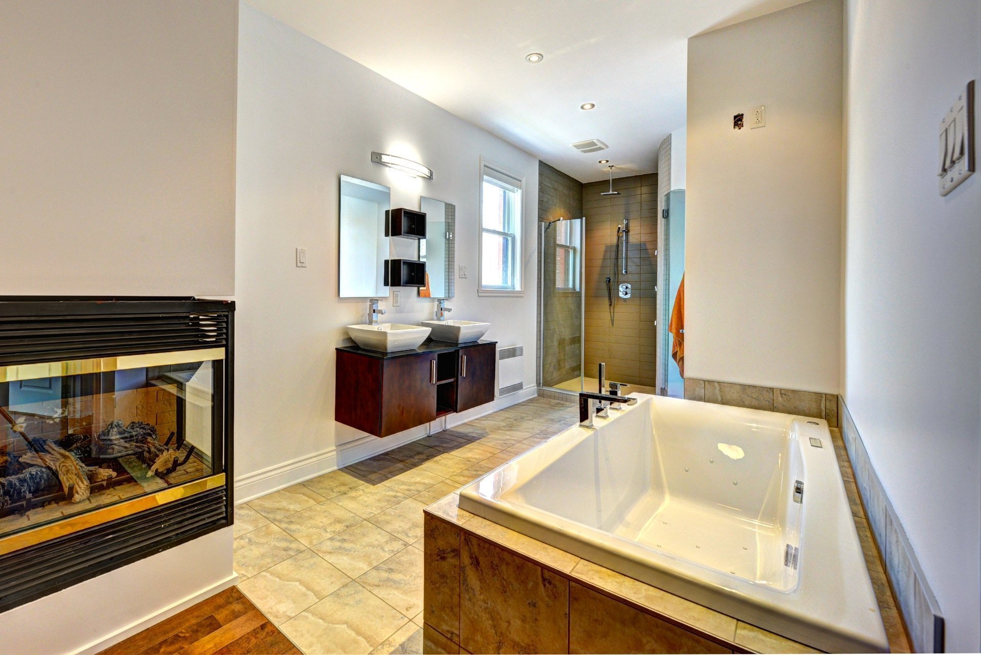 Ensuite bathroom