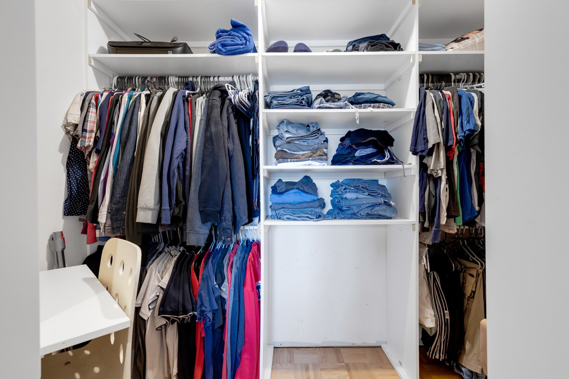 Walk-in closet