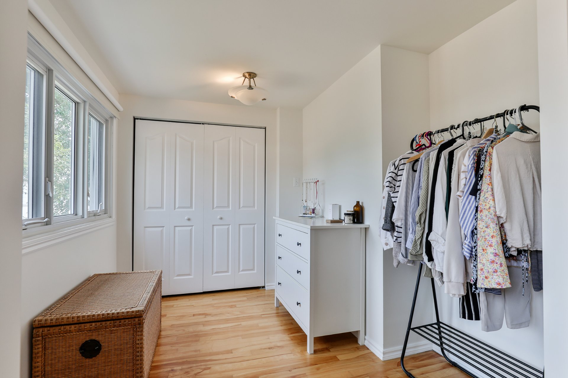 Walk-in closet