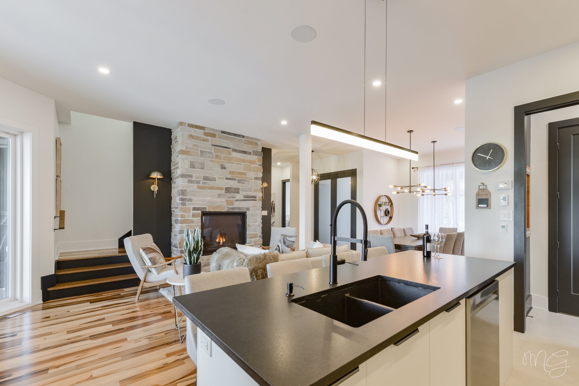 Photo - Overall View