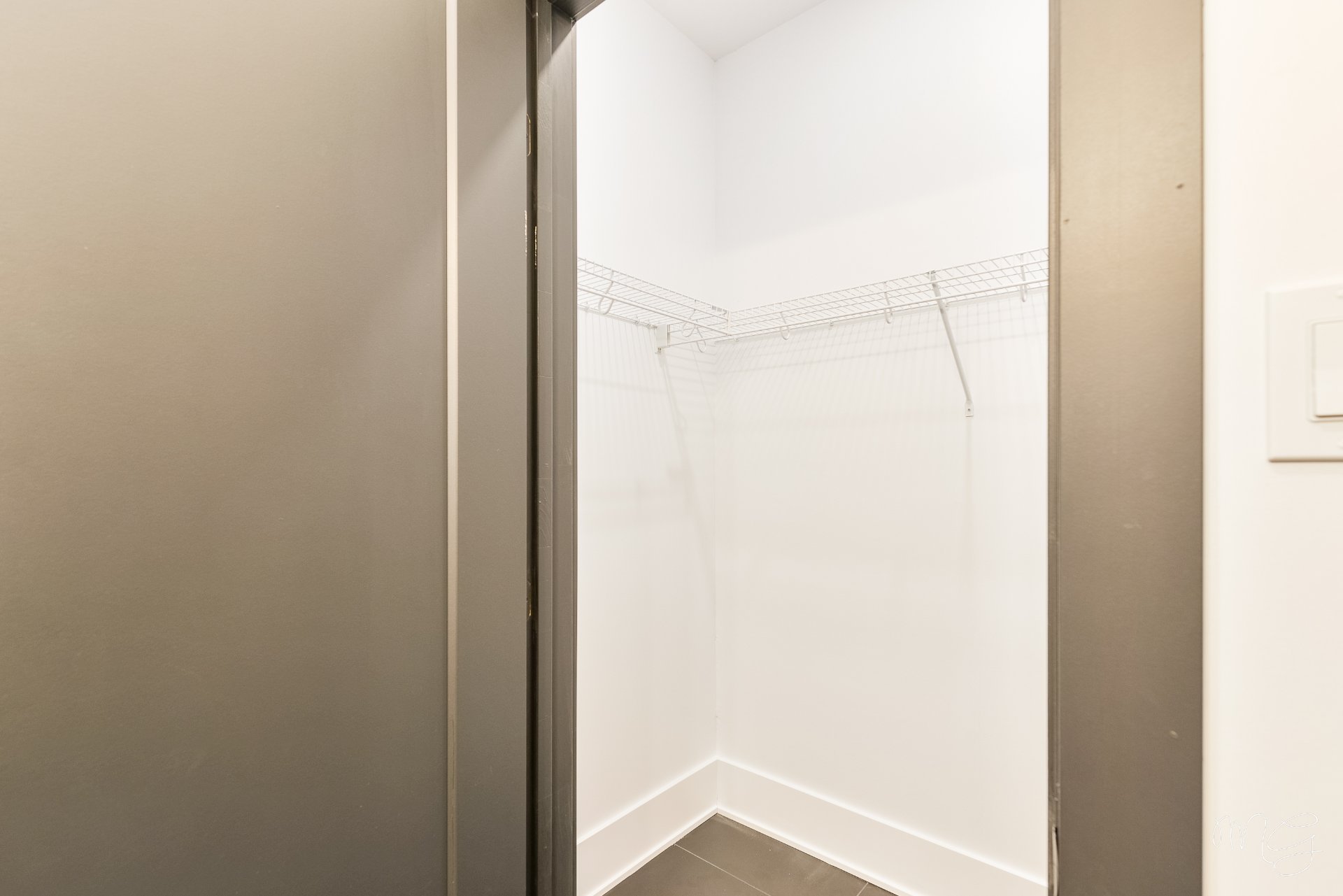 Photo - Walk-in closet