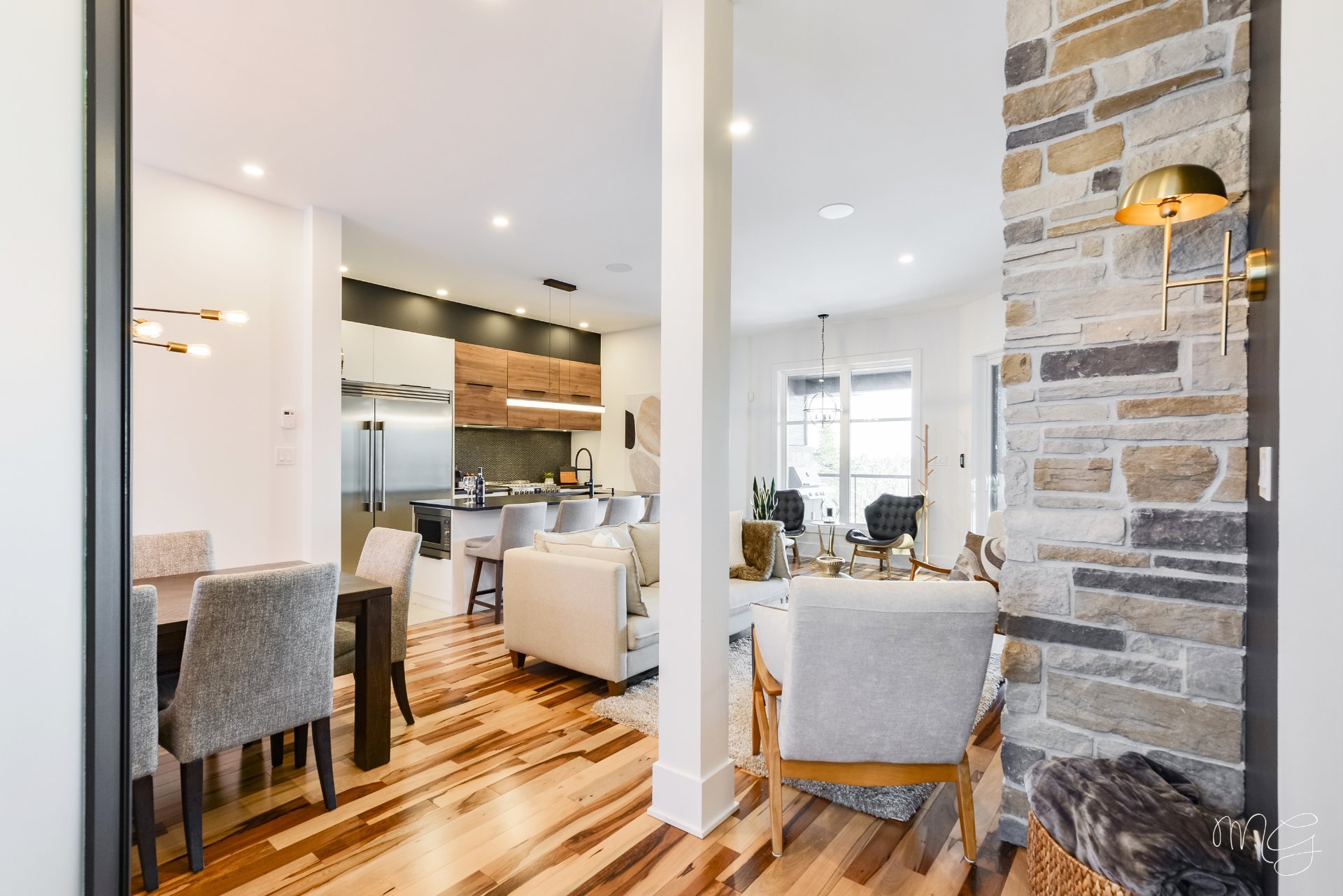 Photo - Overall View