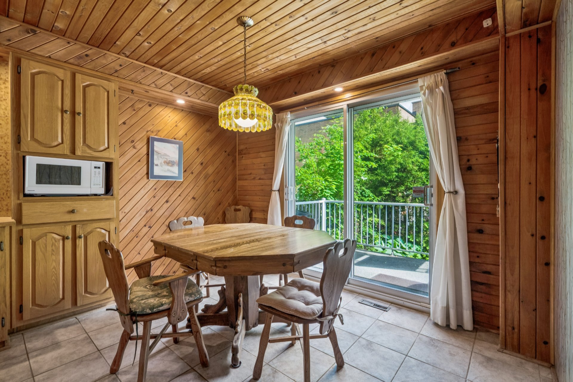 Photo - Salle à manger