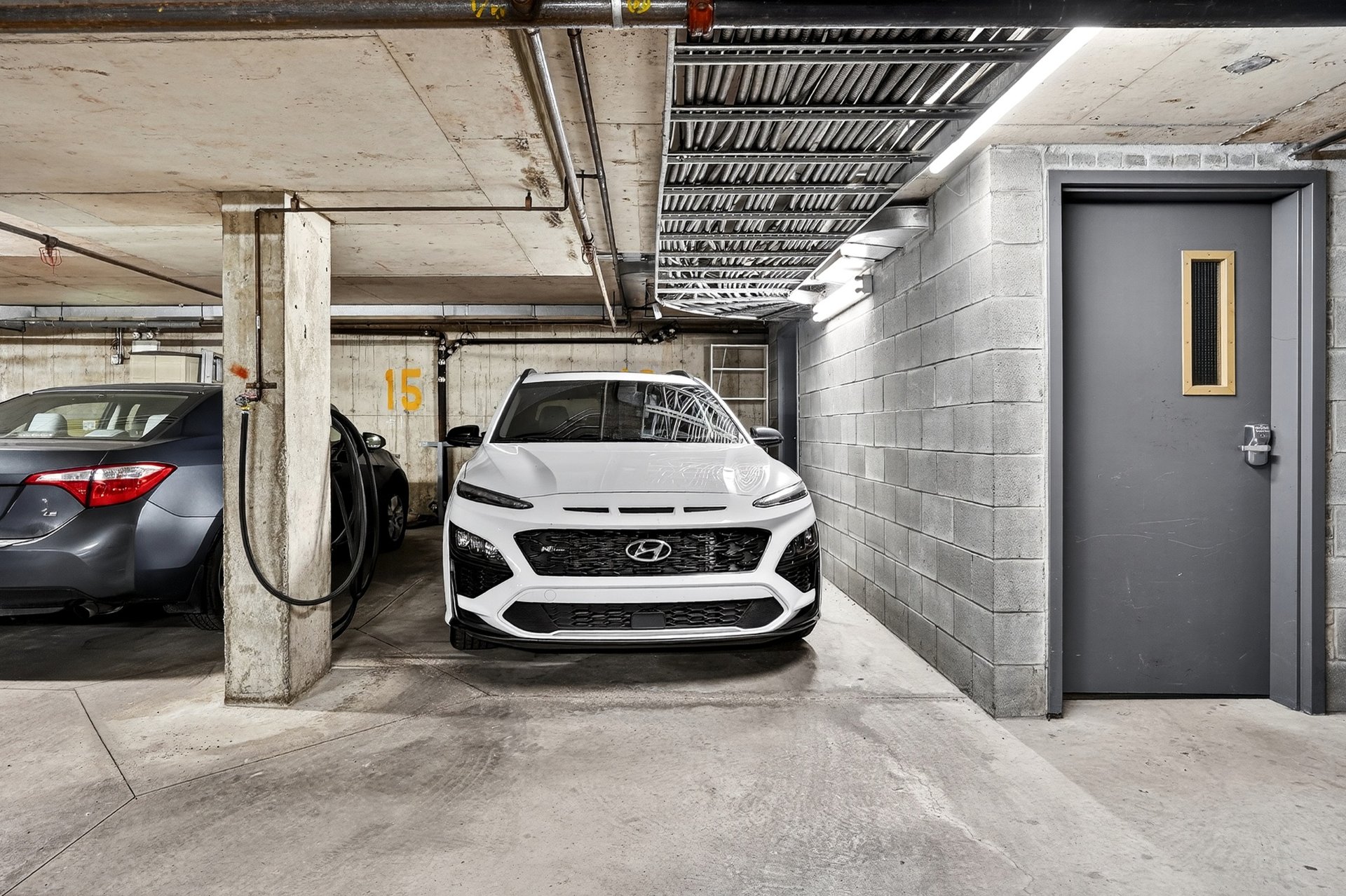 Photo - Stationnement