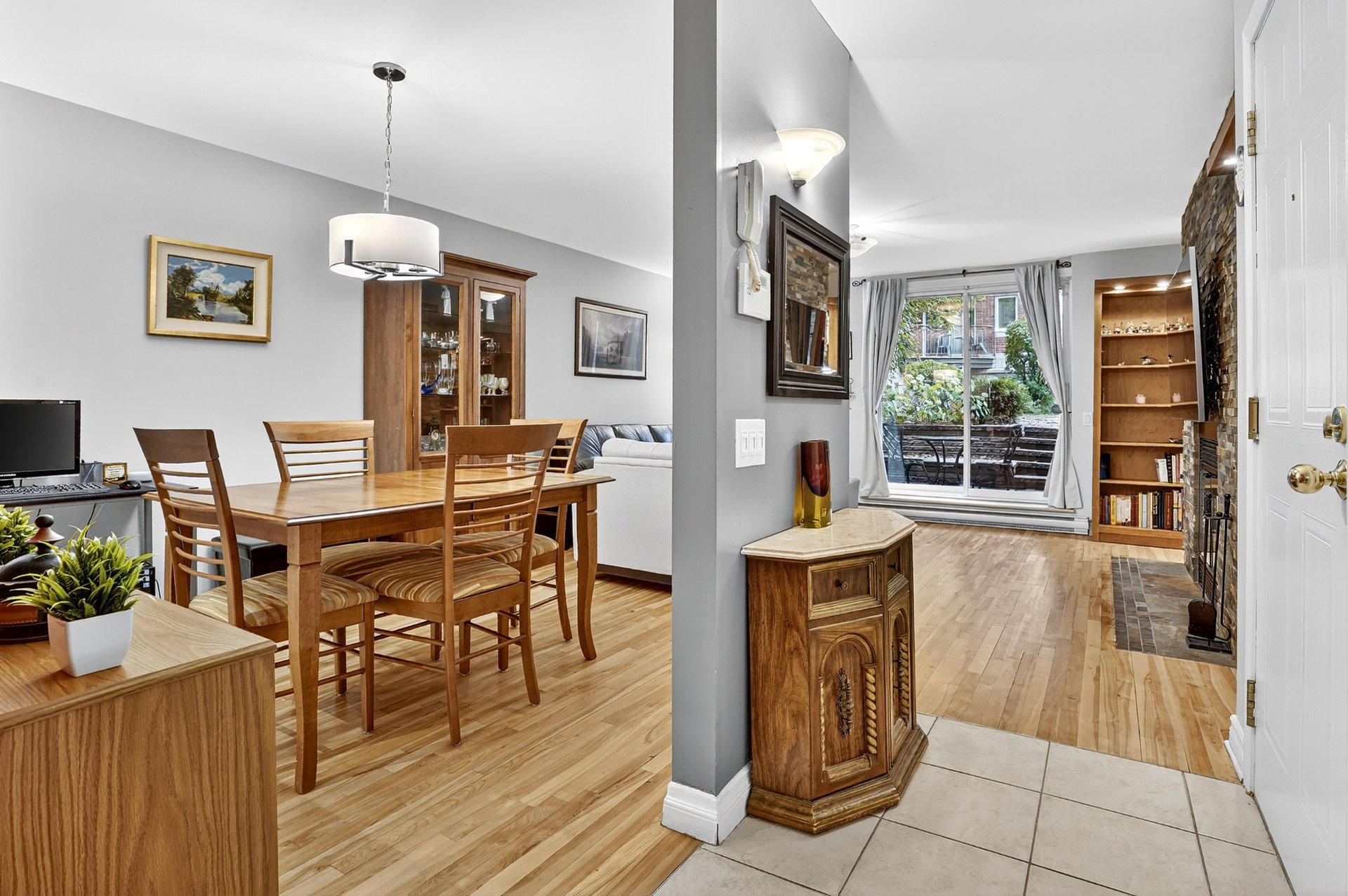 Photo - Hall d'entrée