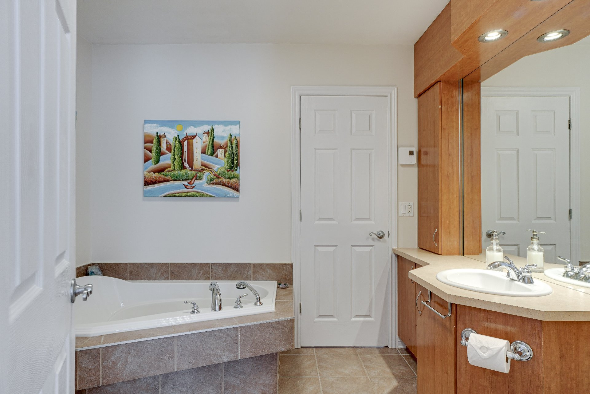 Salle de bains attenante à la CCP