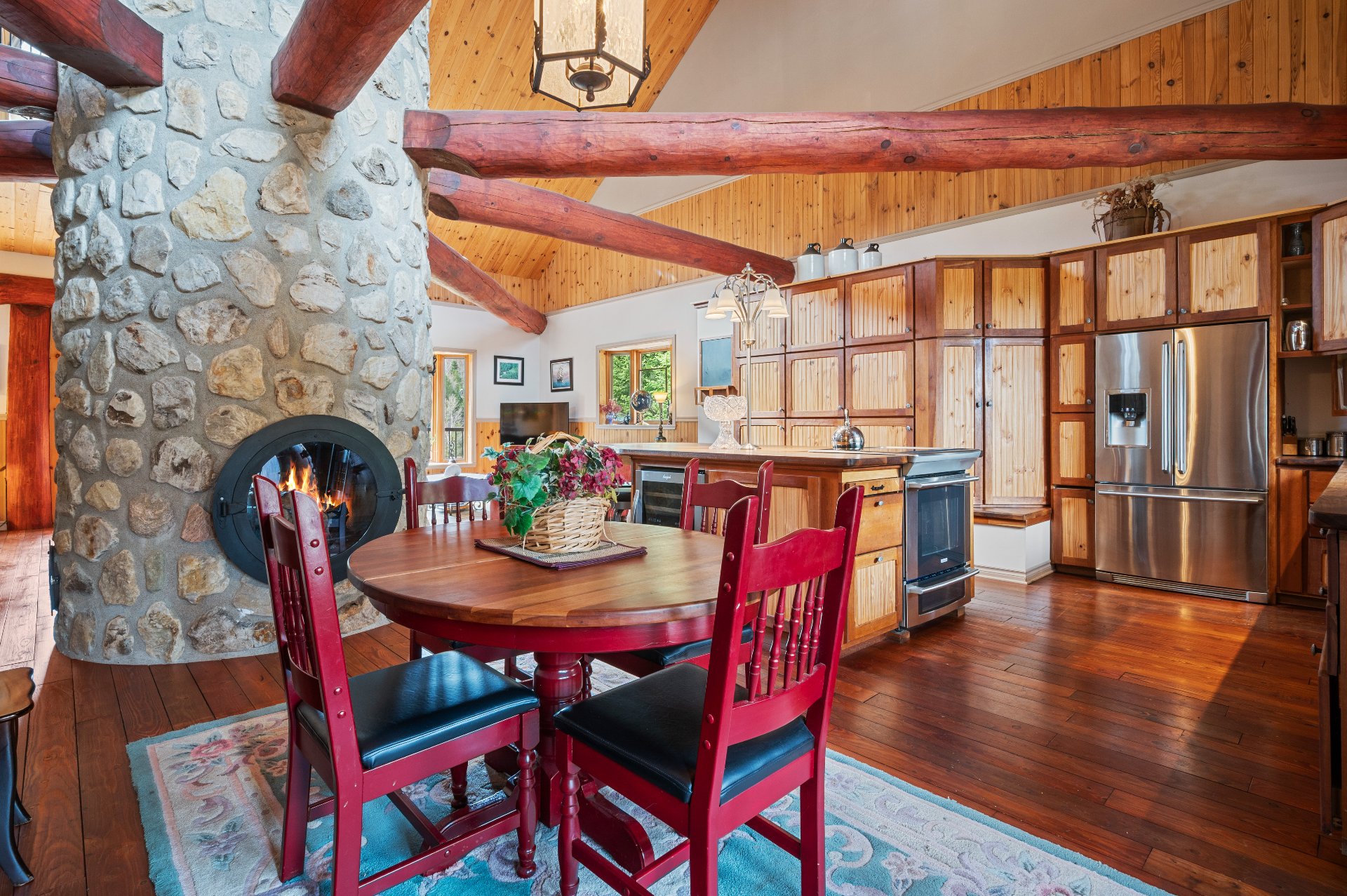 Photo - Dining room