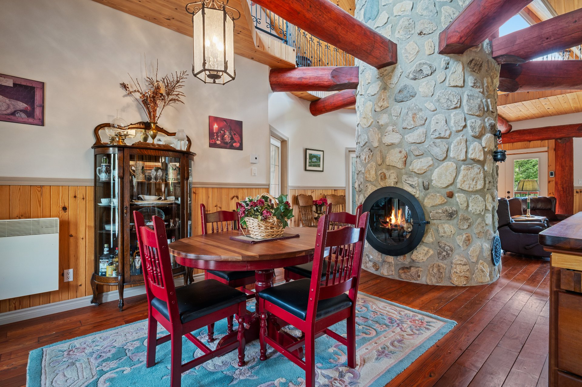 Photo - Dining room