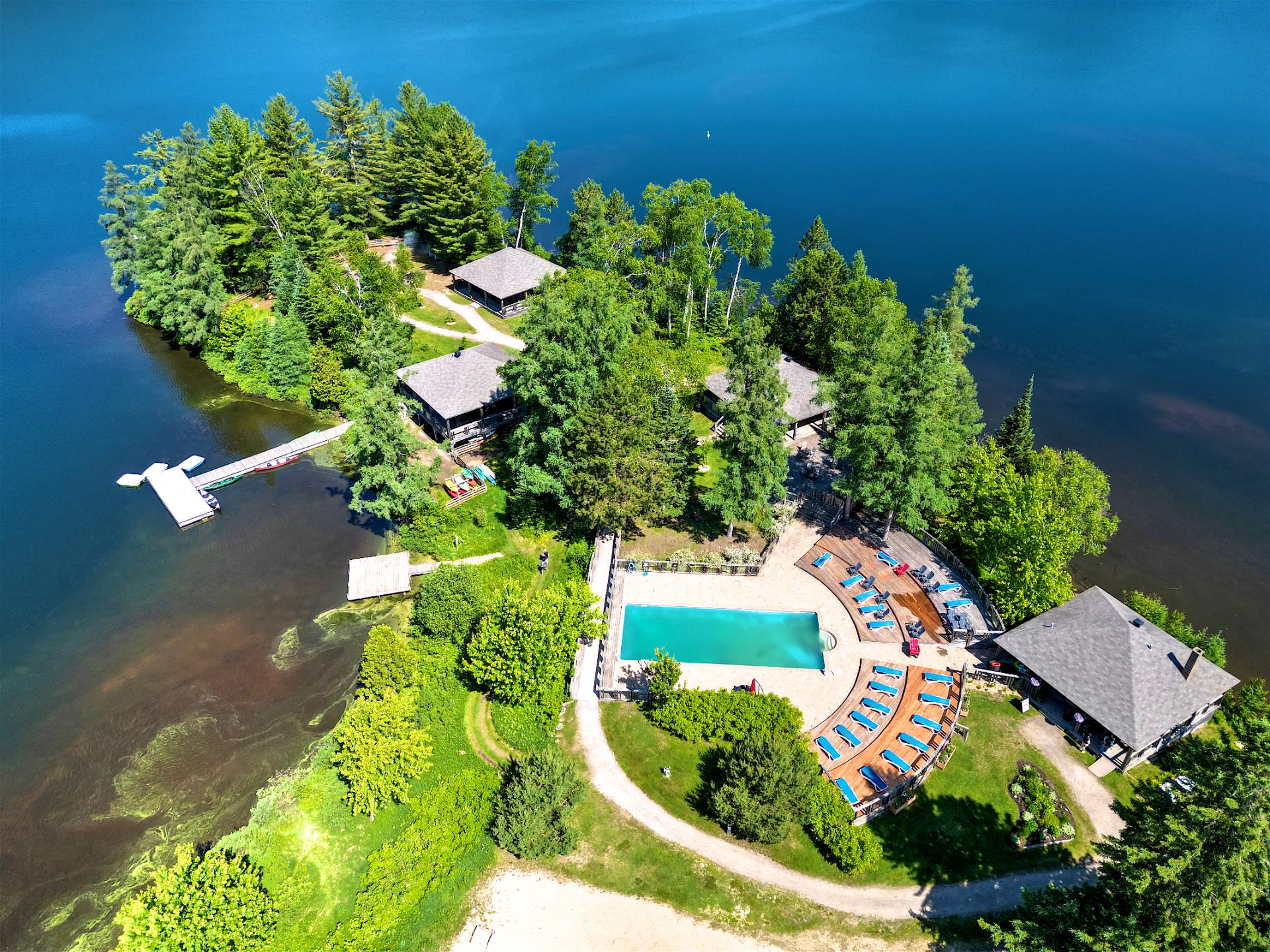 Maison à étages à vendre, Lac-Supérieur