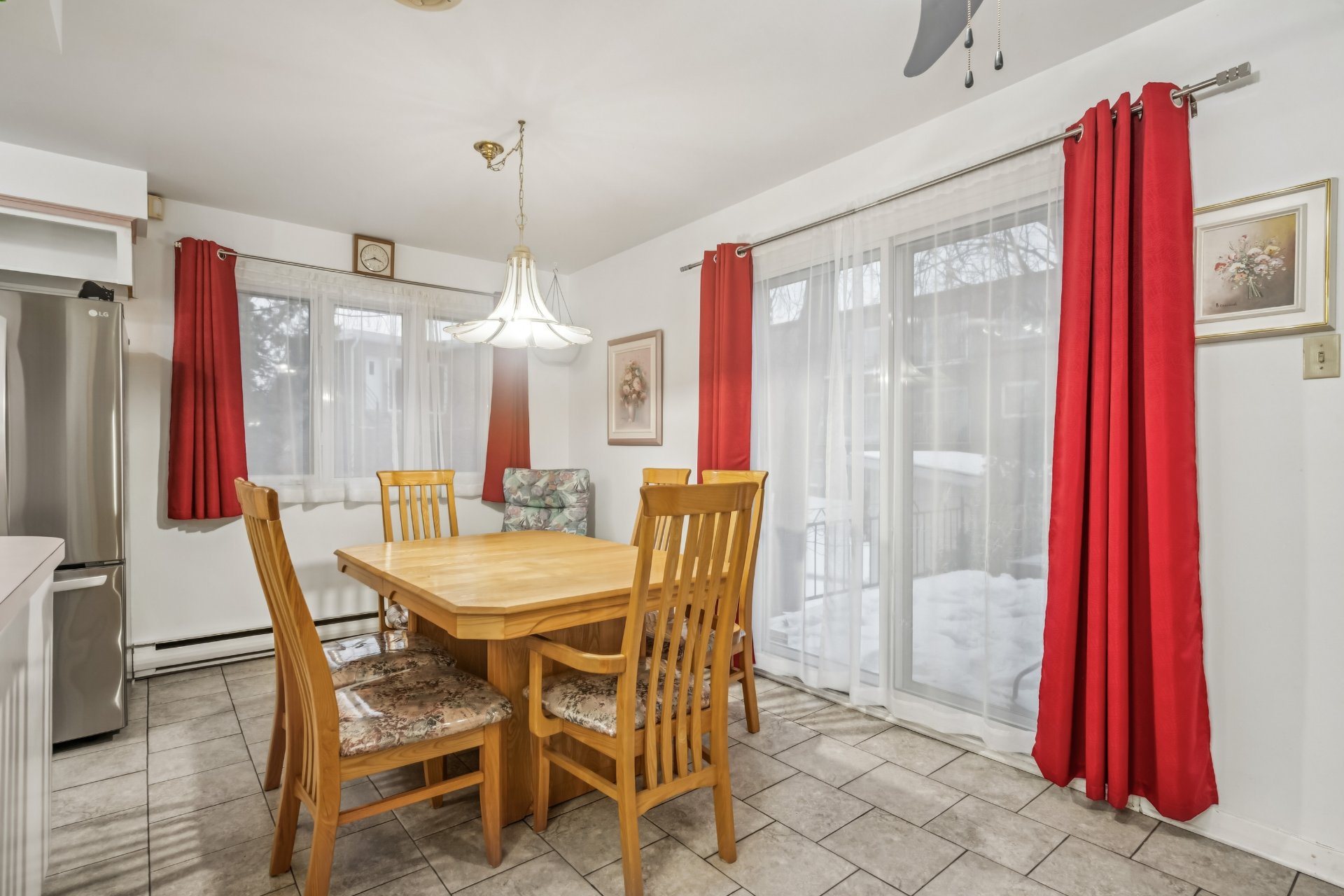 Photo - Salle à manger