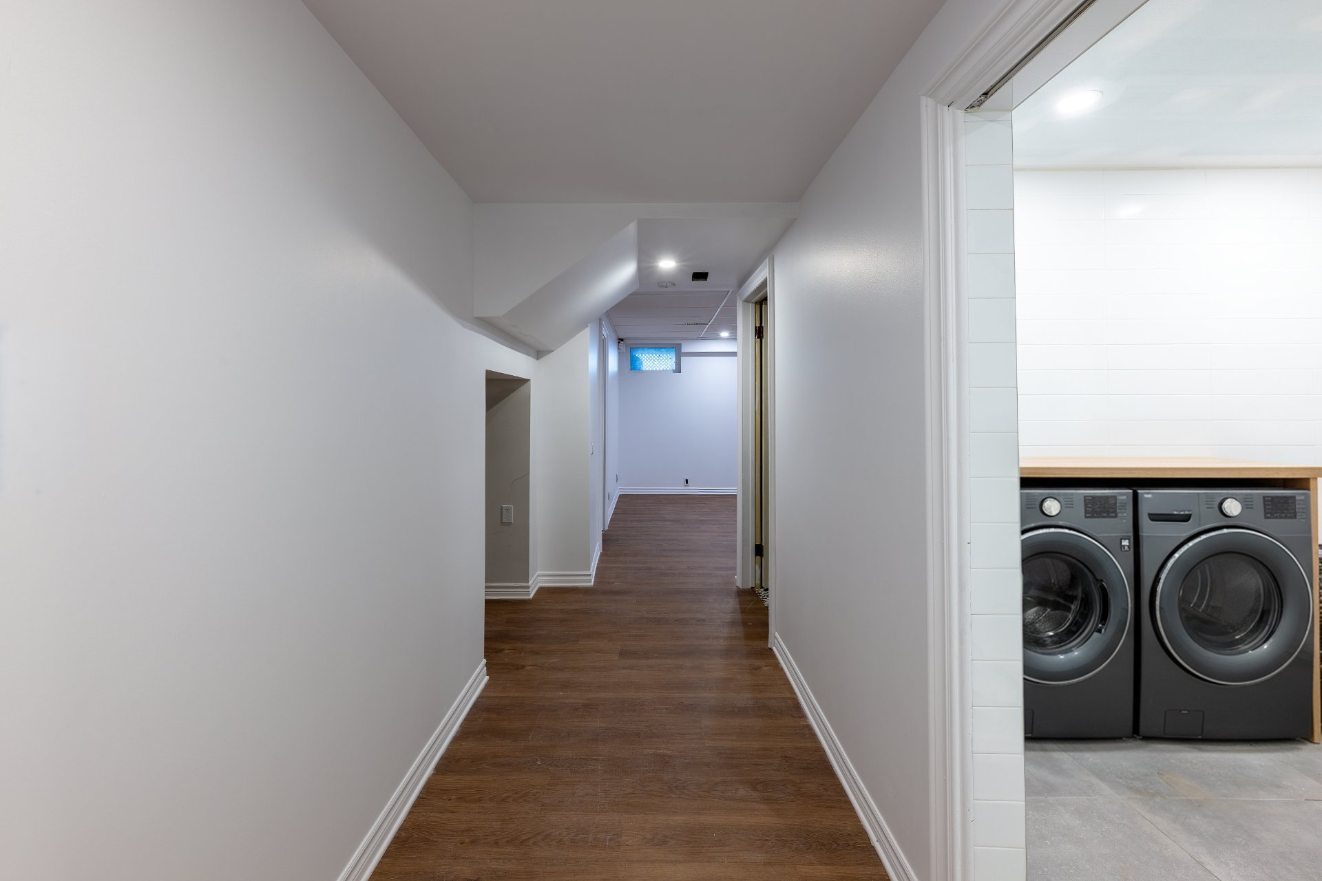 Photo - PASAGEWAY
