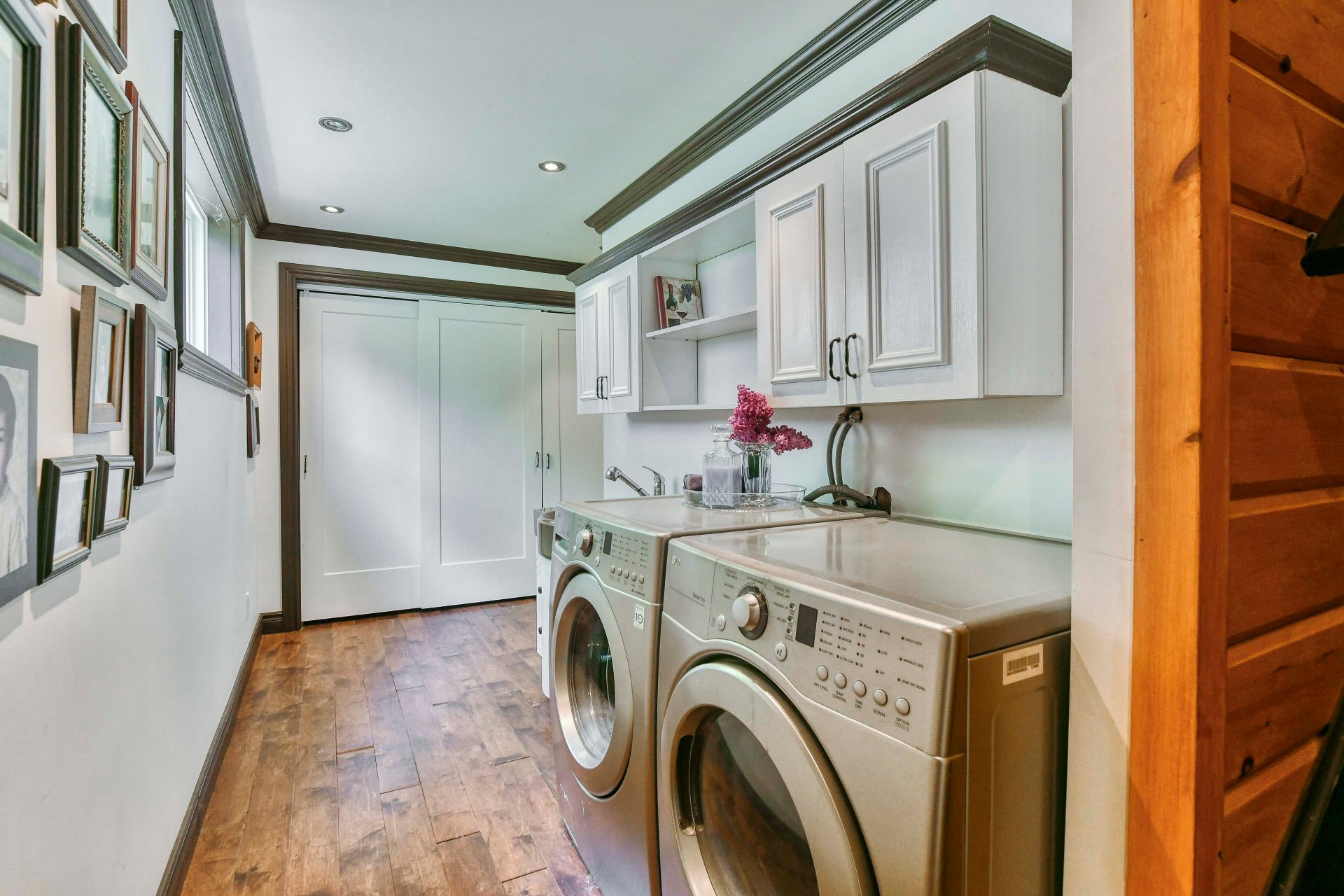 Photo - Laundry room