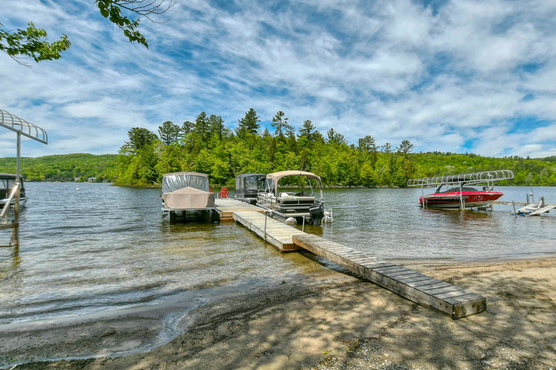 Photo - Access to a body of water