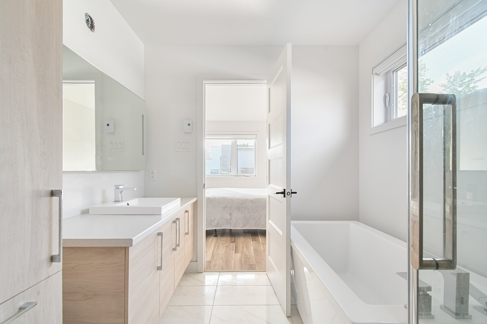 Ensuite bathroom