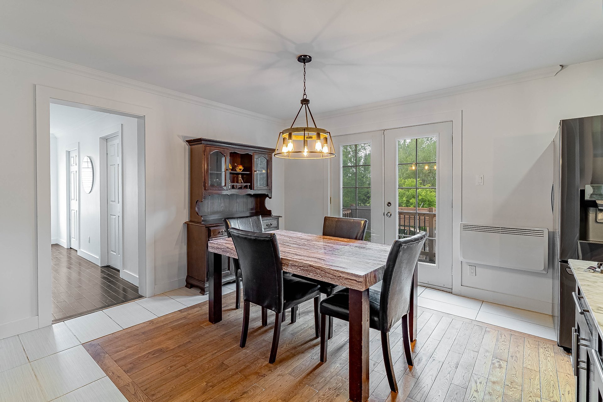 Photo - Salle à manger