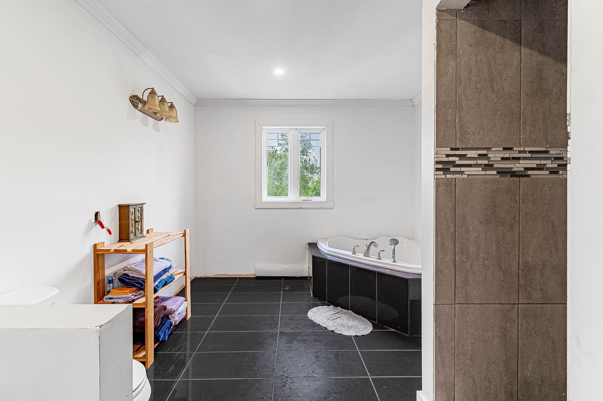 Photo - Salle de bains attenante à la CCP