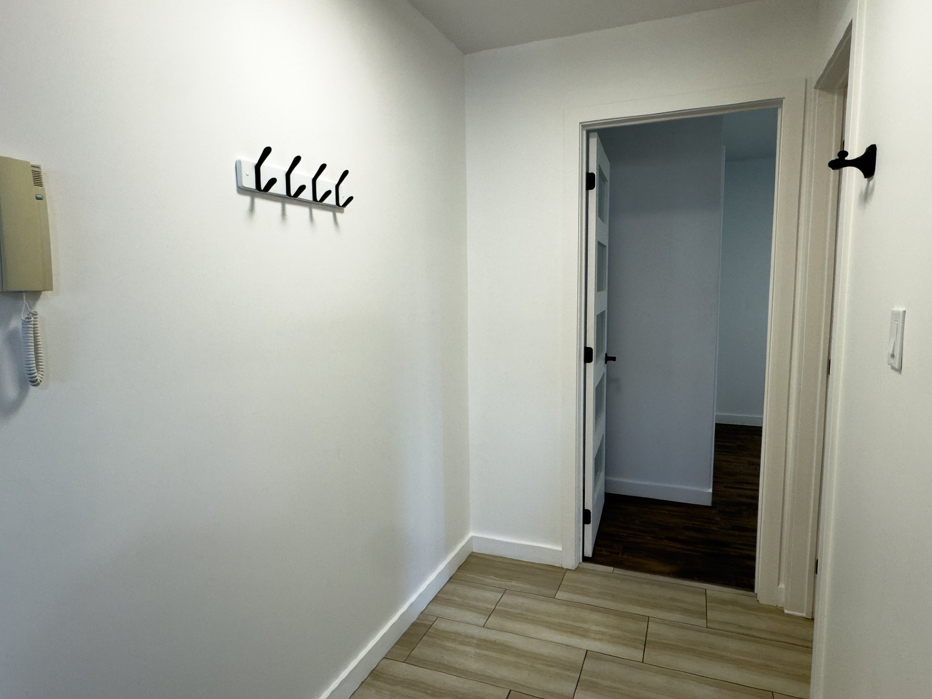 Photo - PASAGEWAY