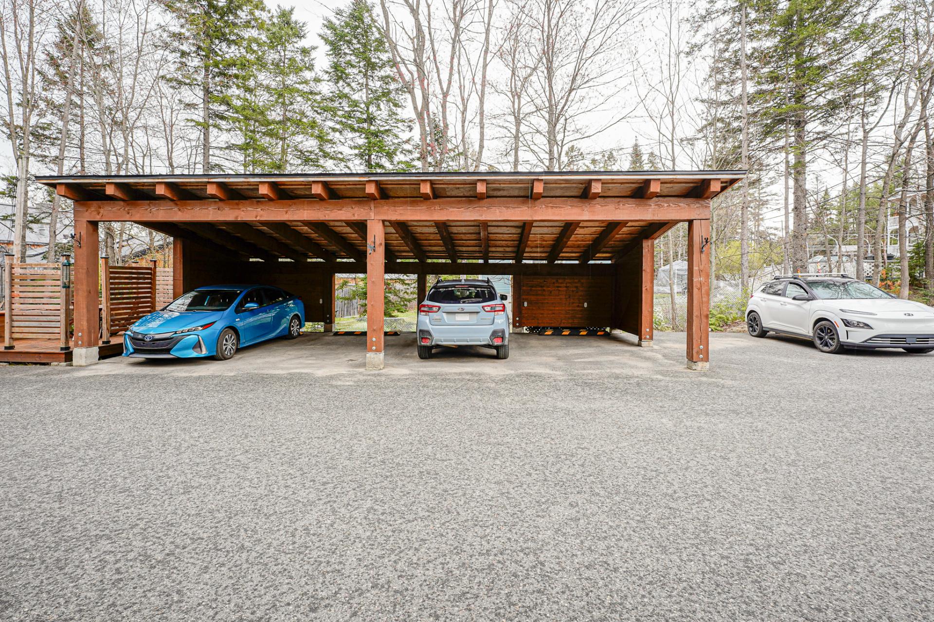 Photo - Parking