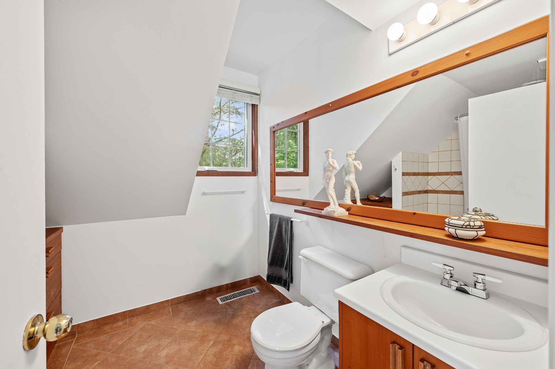 Photo - Loft