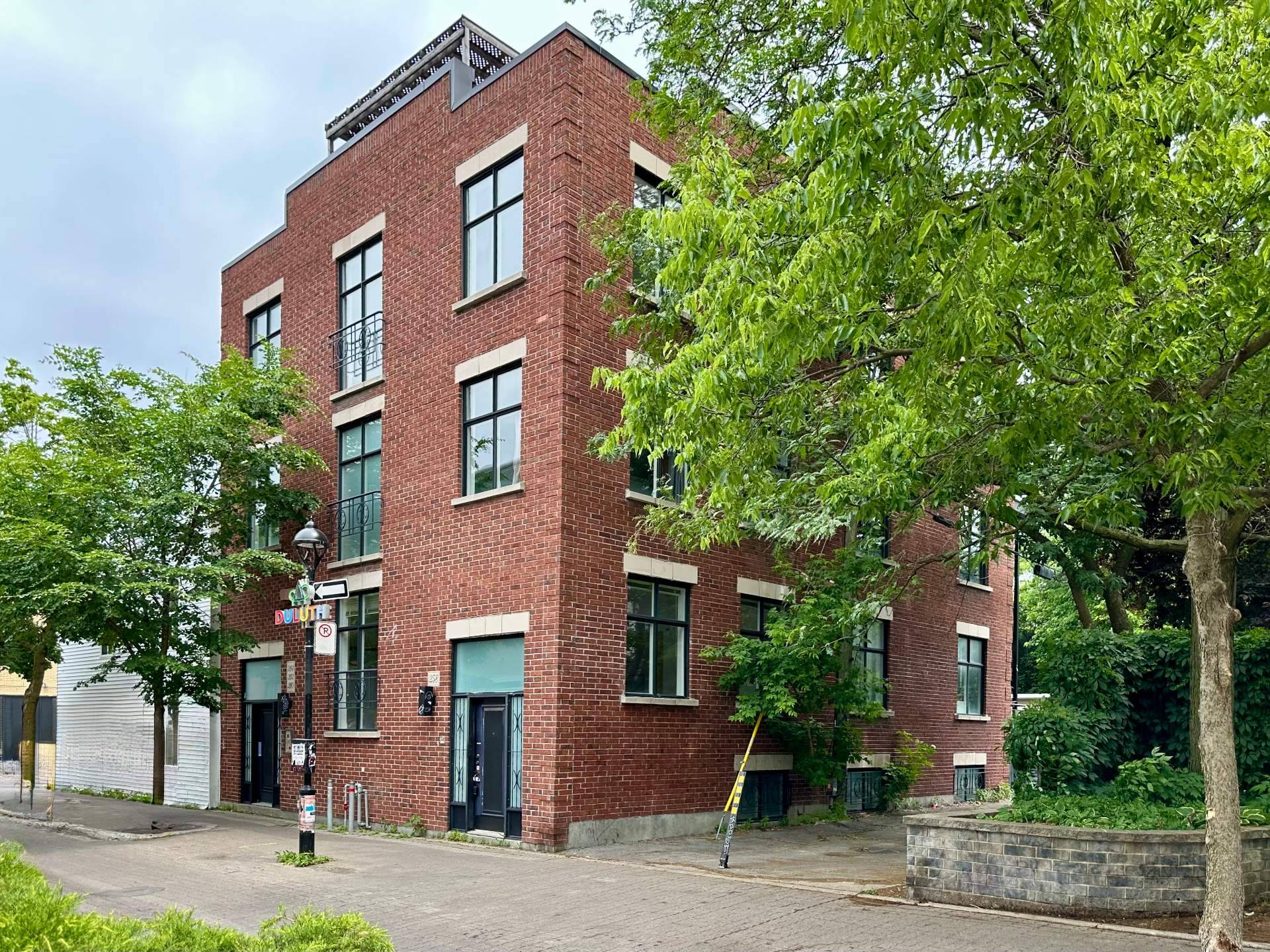 Photo - Frontage