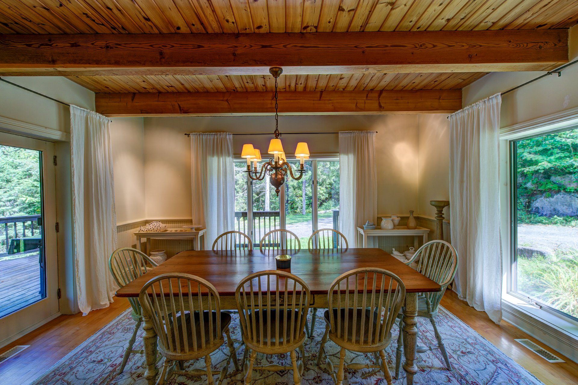 Photo - Dining room