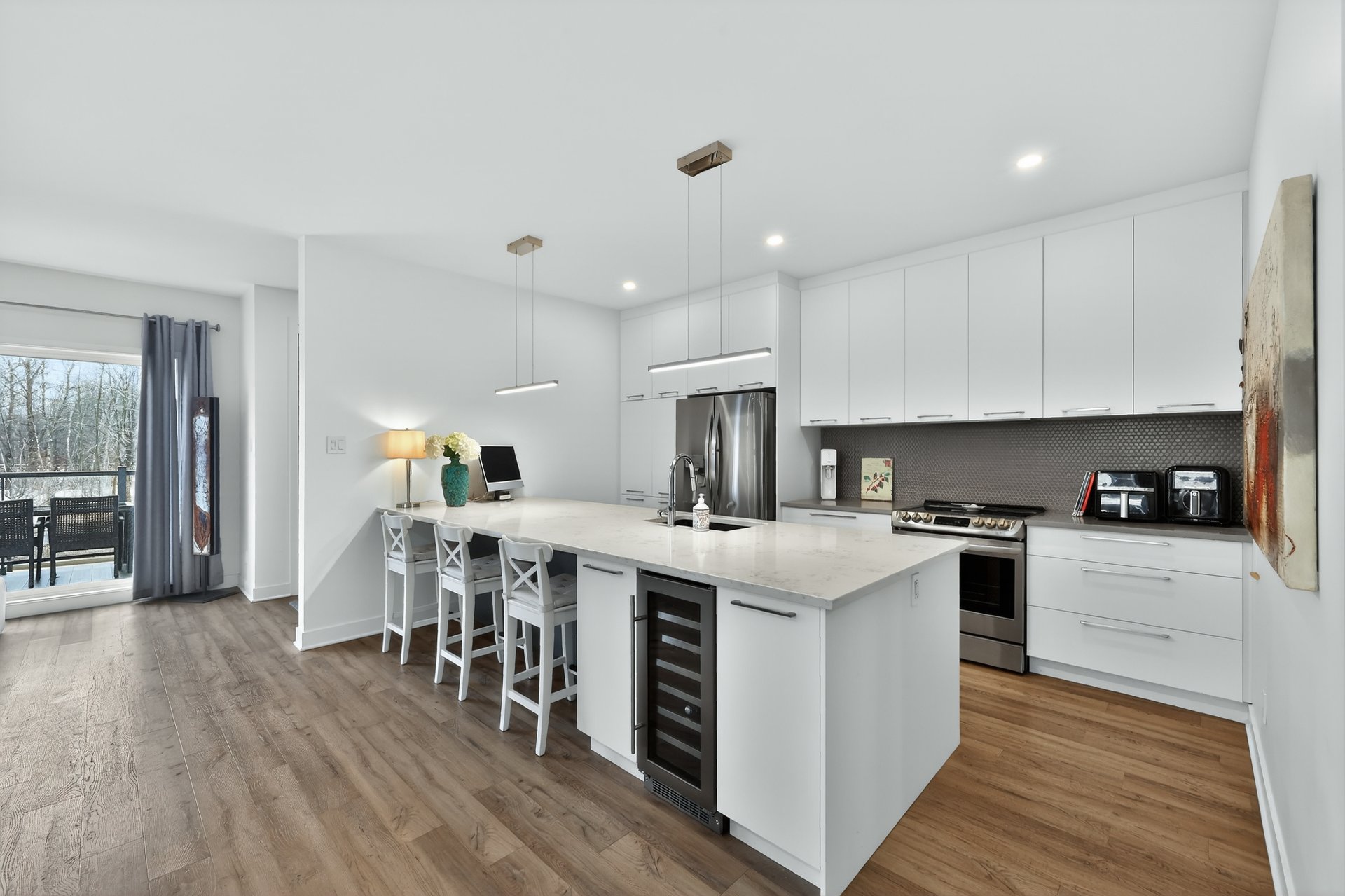 Photo - Kitchen