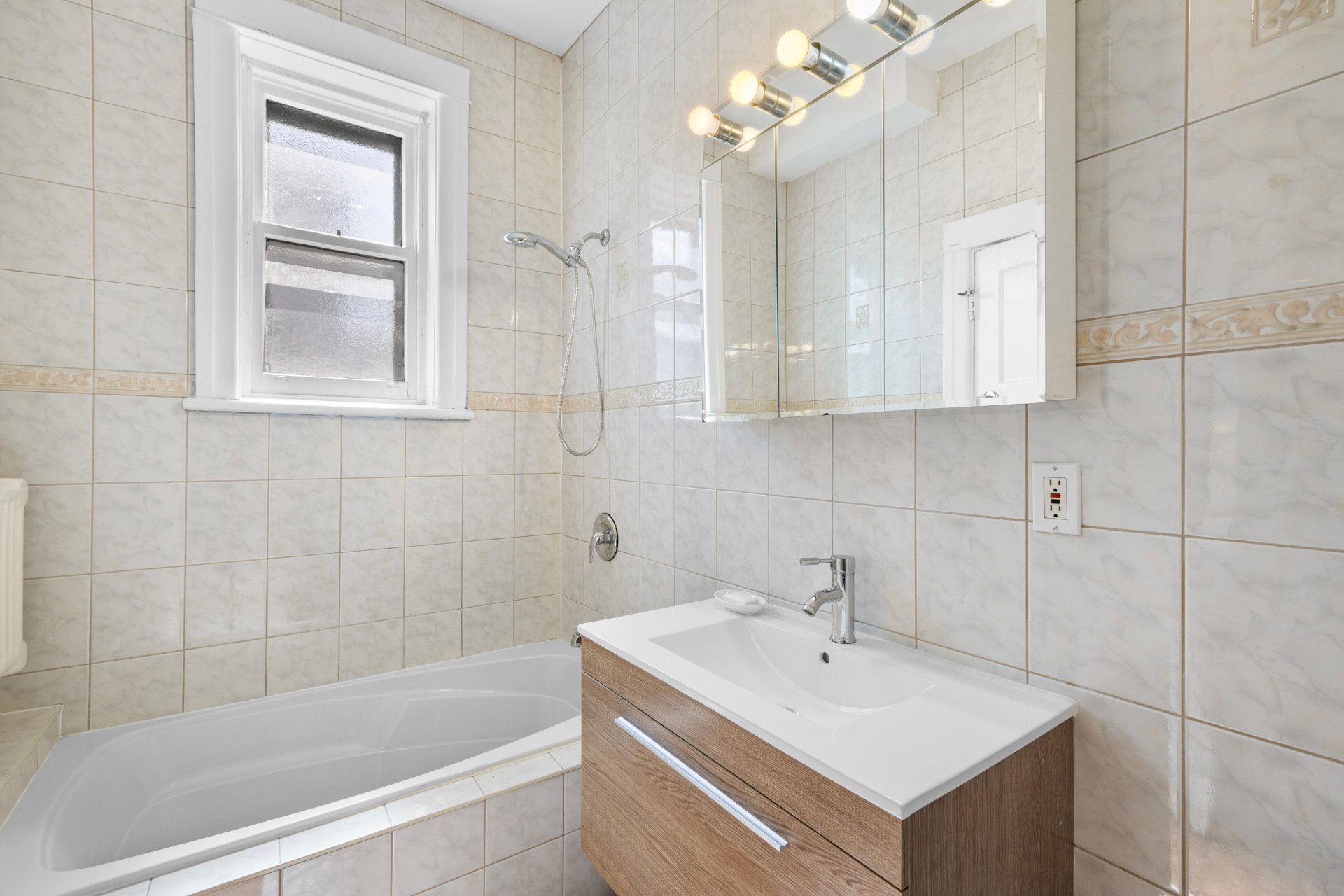 Ensuite bathroom