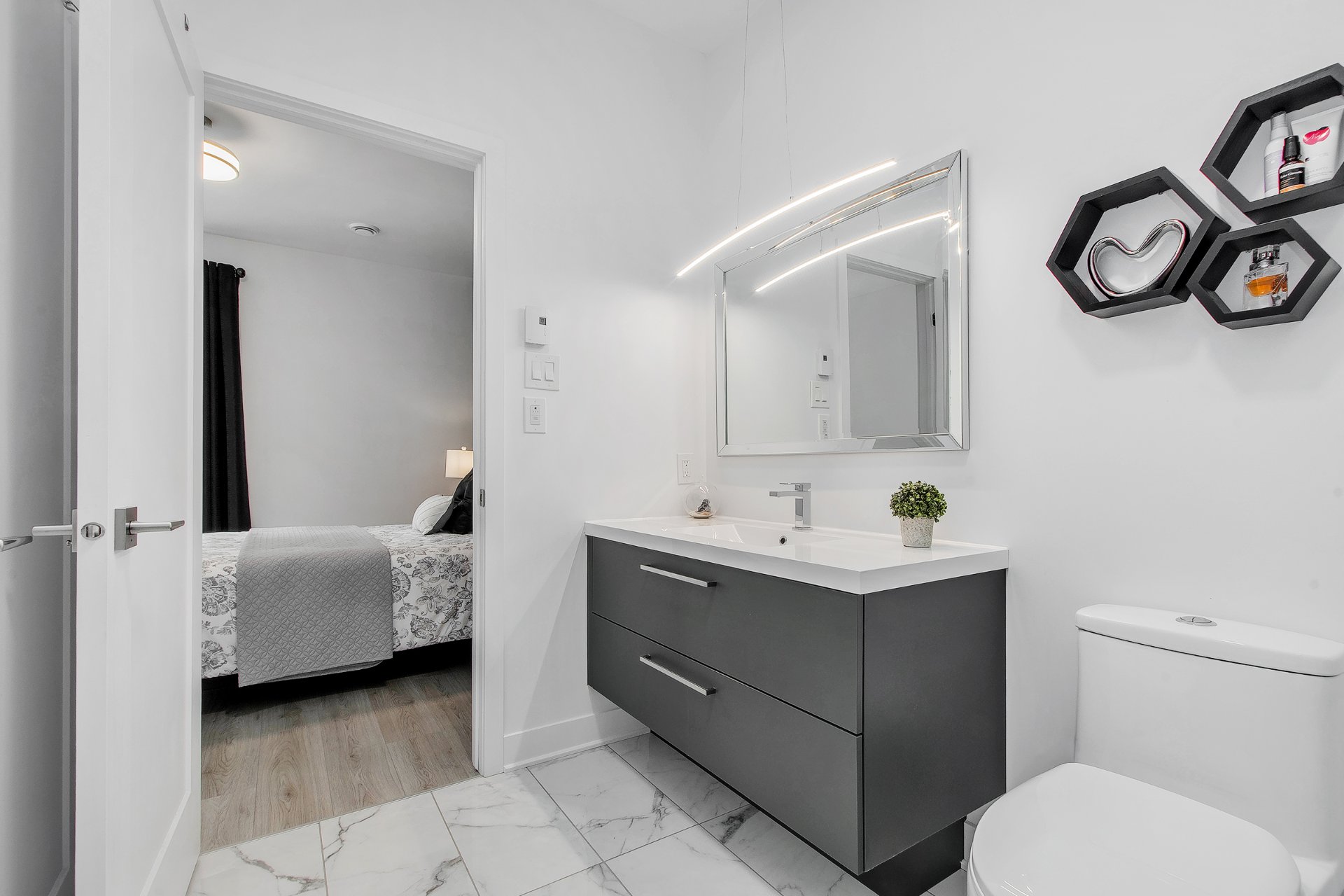 Salle de bains attenante à la CCP