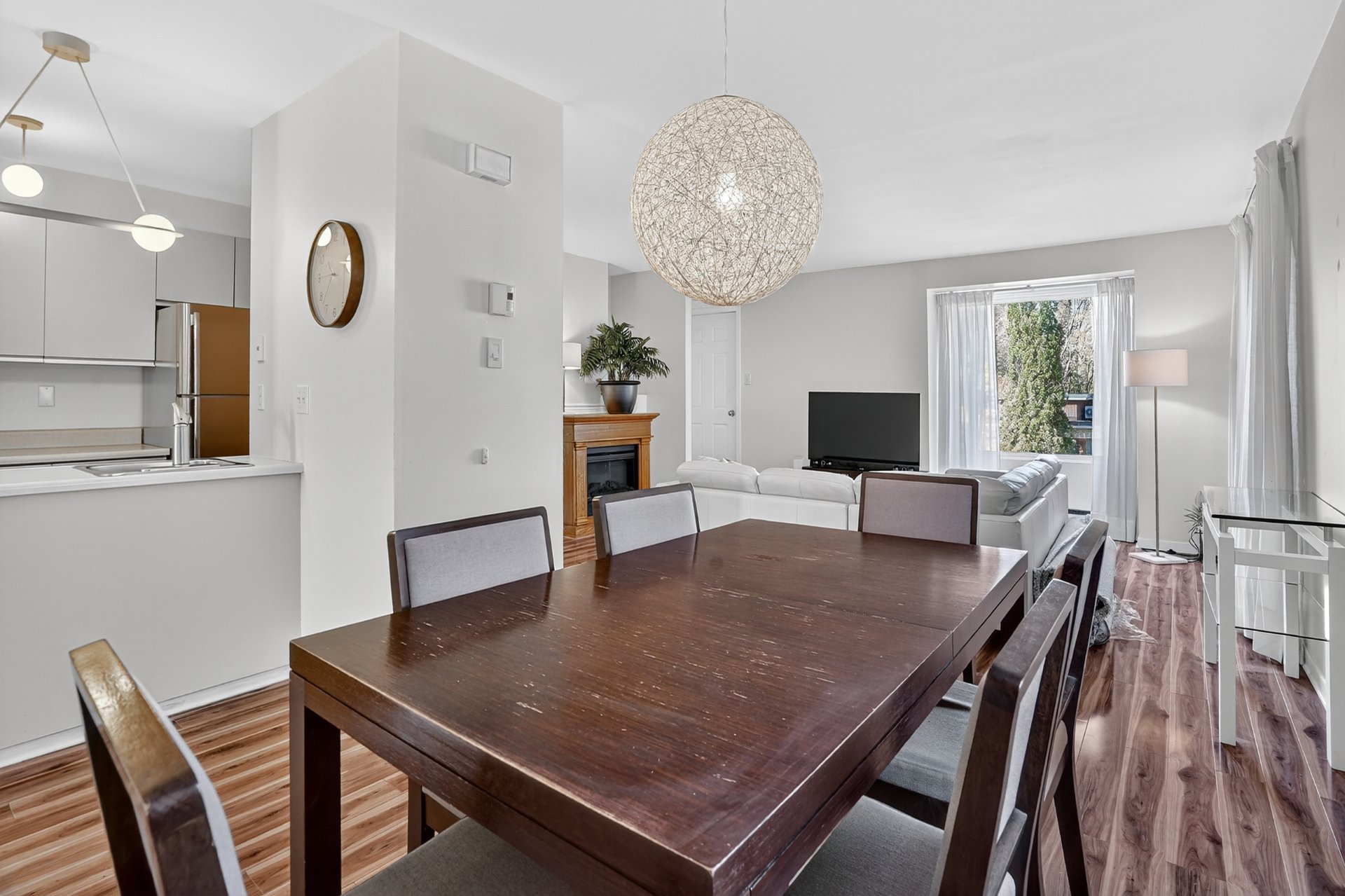 Photo - Salle à manger