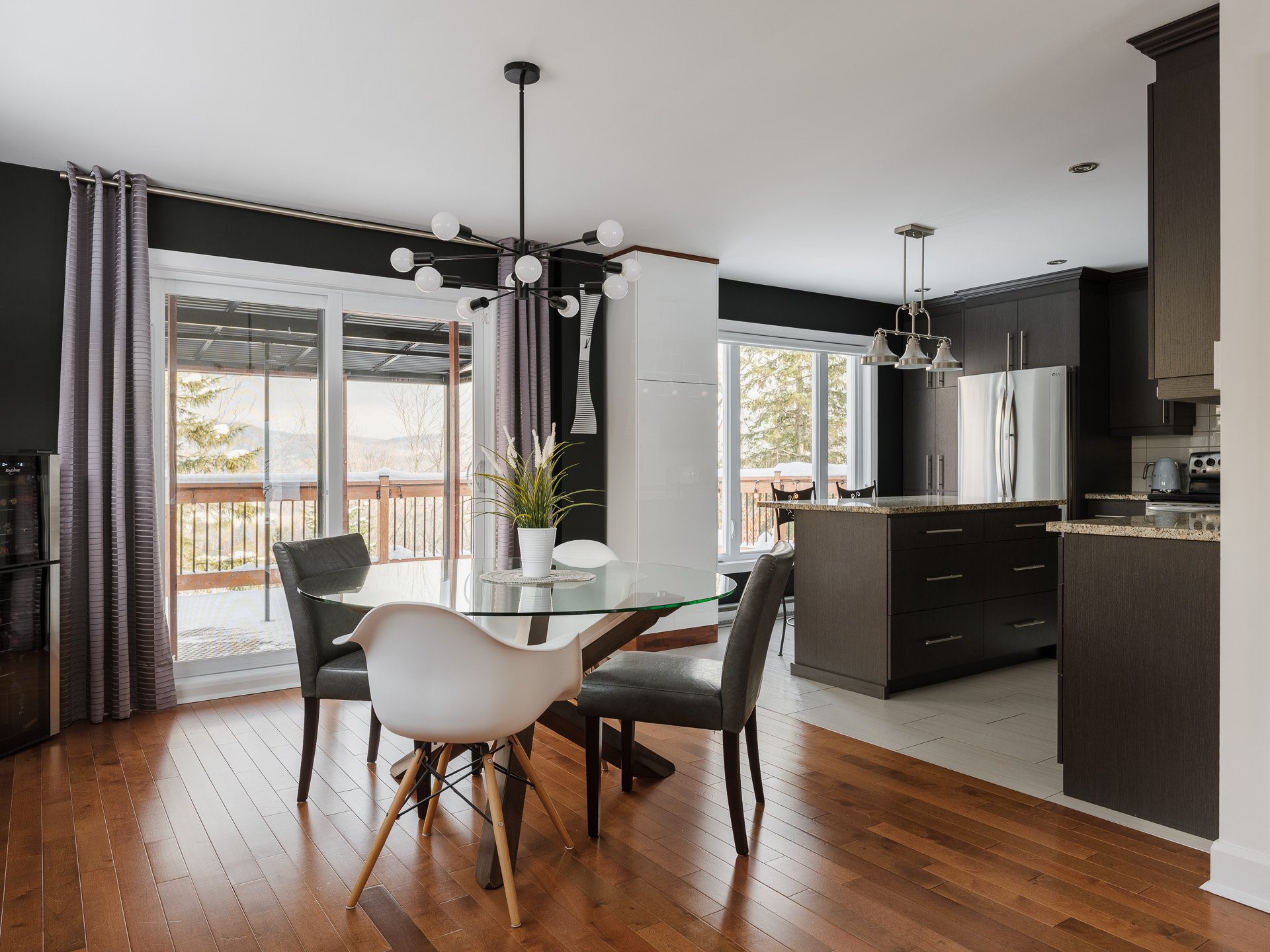 Photo - Salle à manger