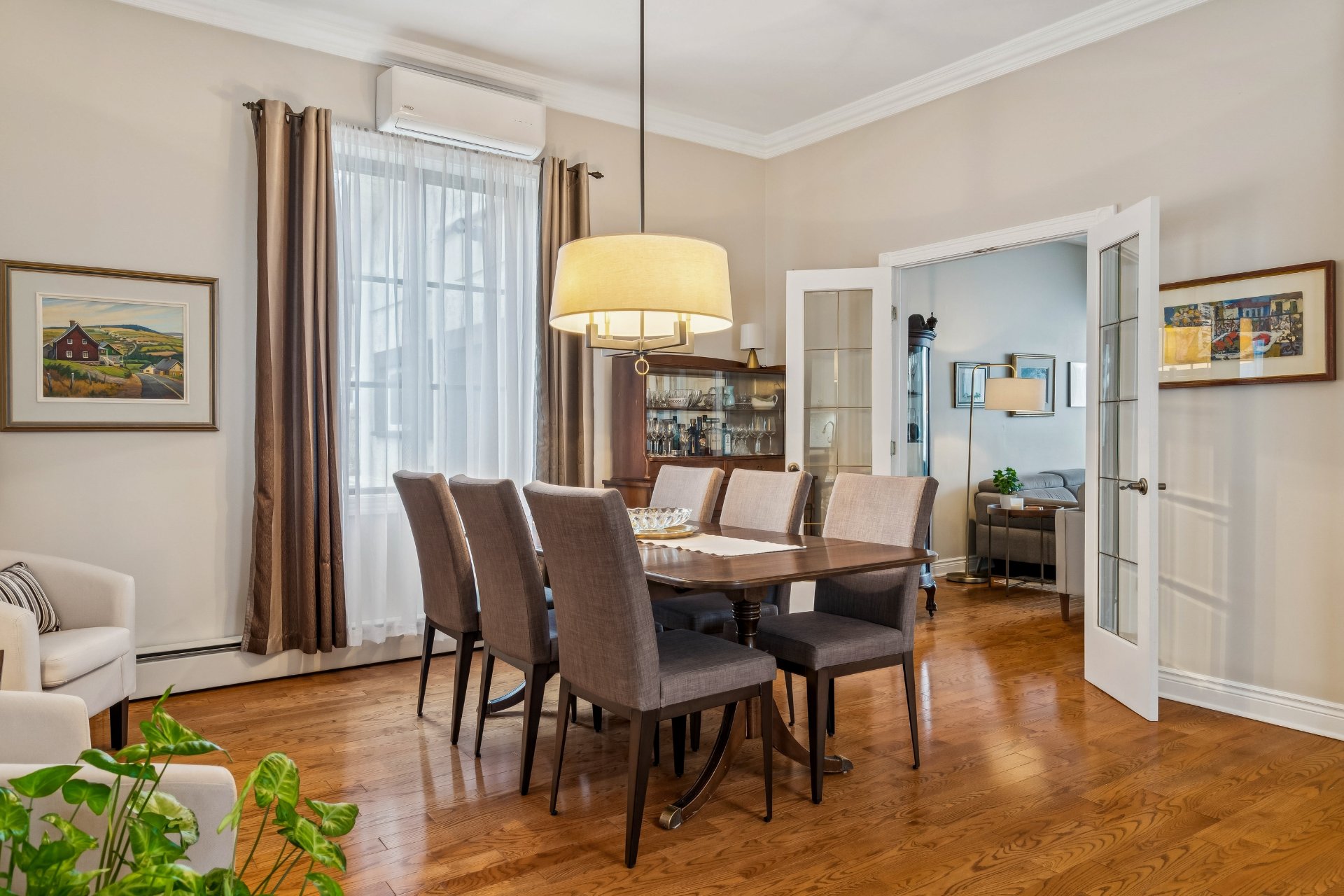 Photo - Salle à manger