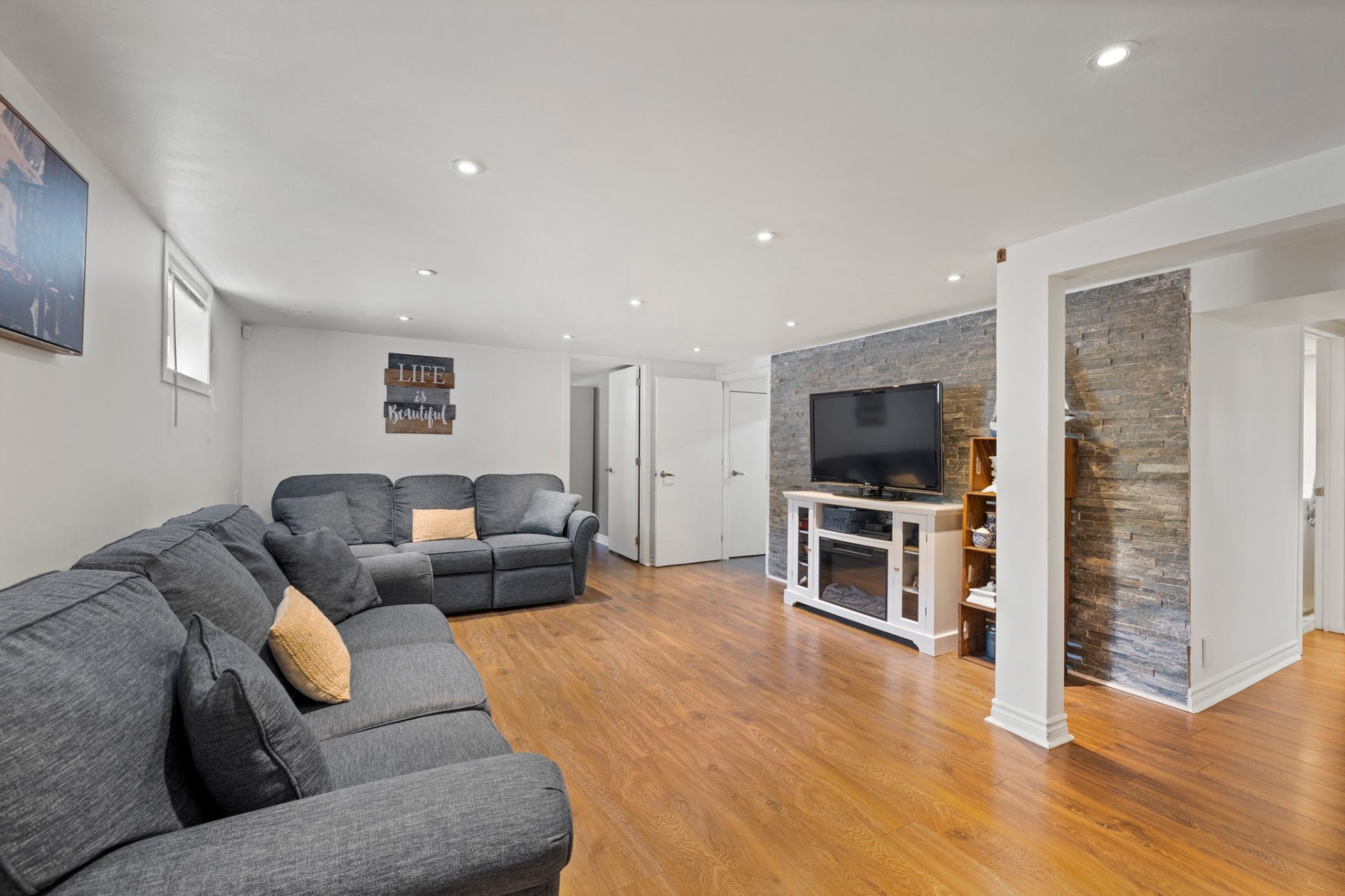 Photo - Family room