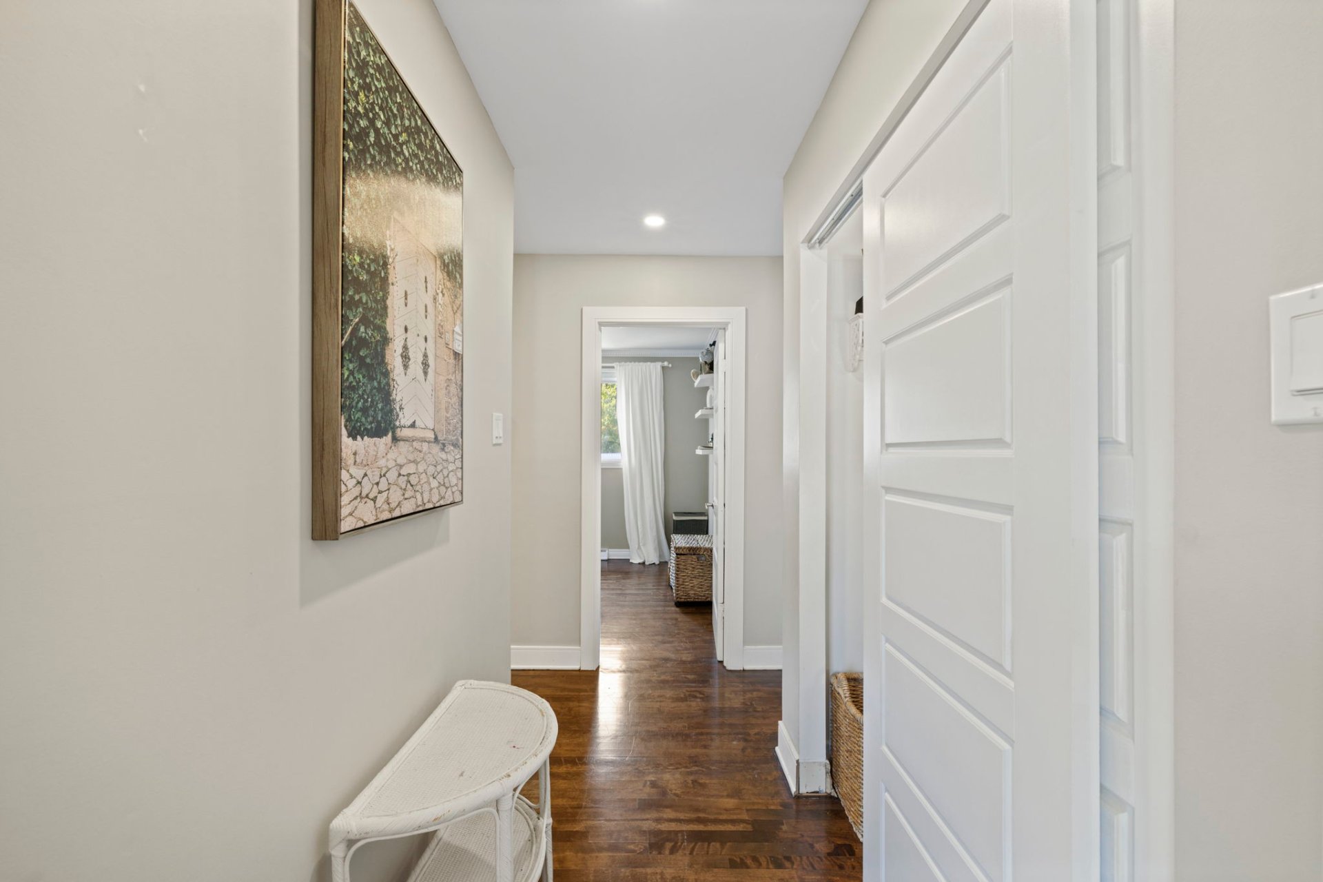 Photo - Corridor