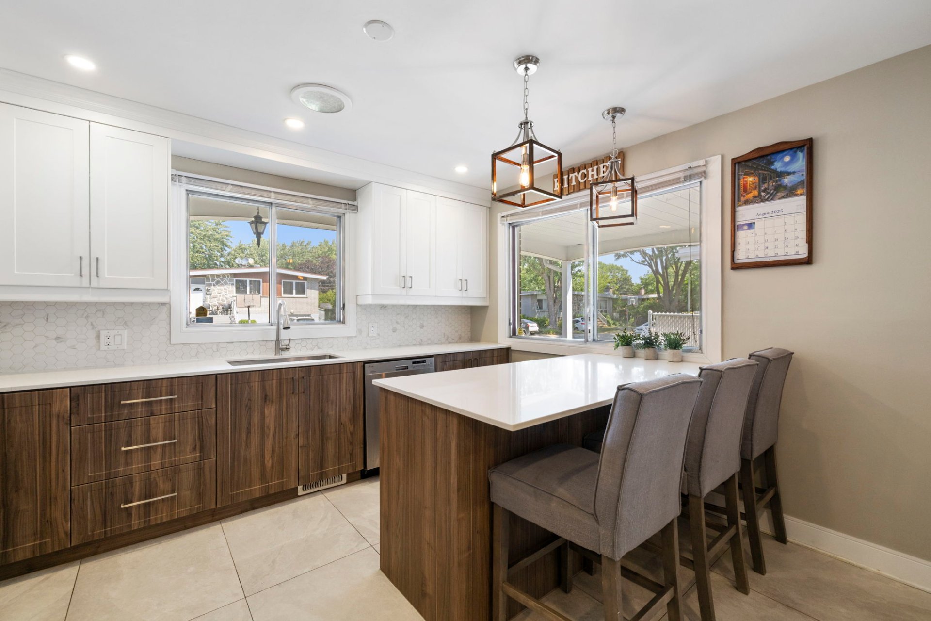 Photo - Kitchen