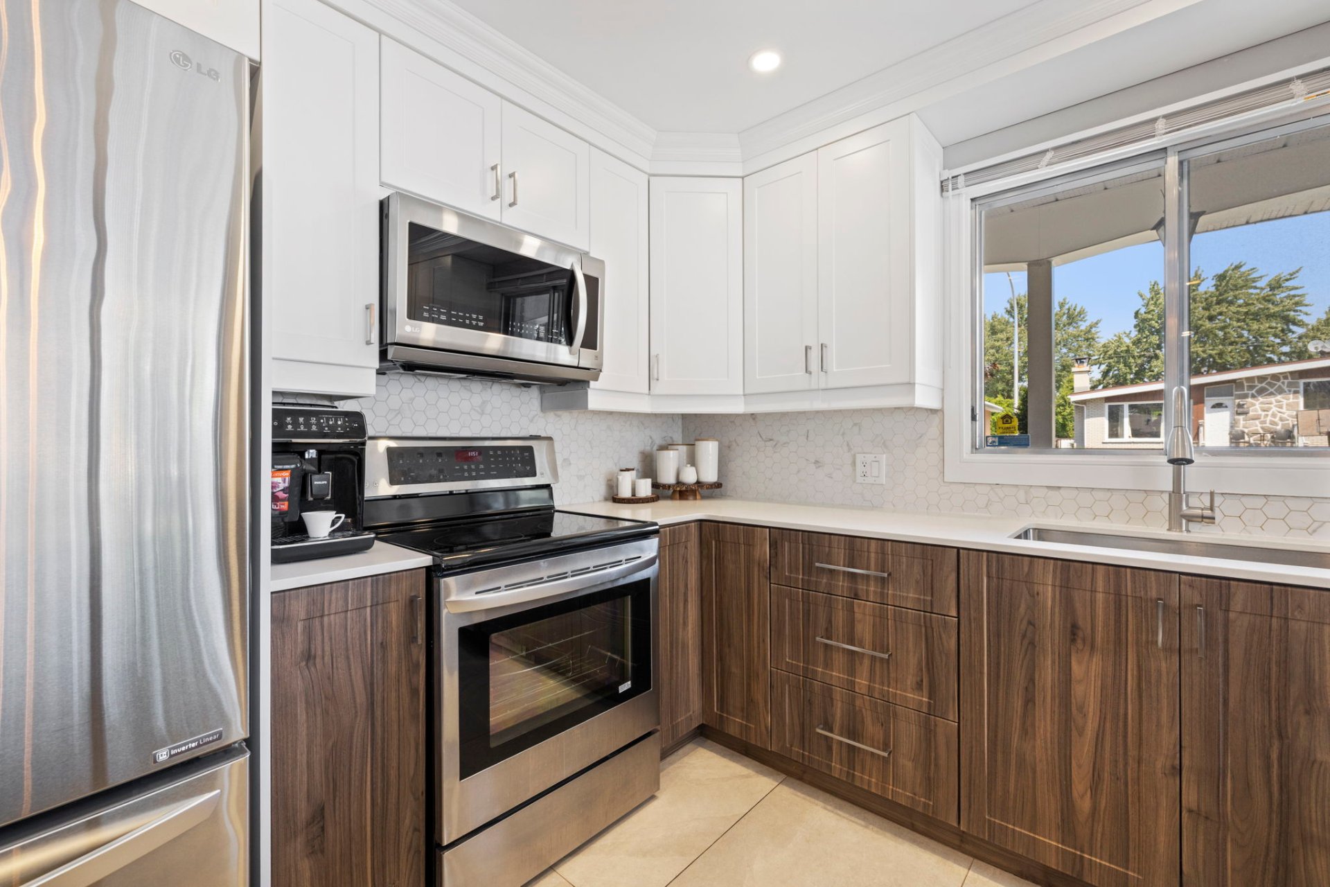 Photo - Kitchen