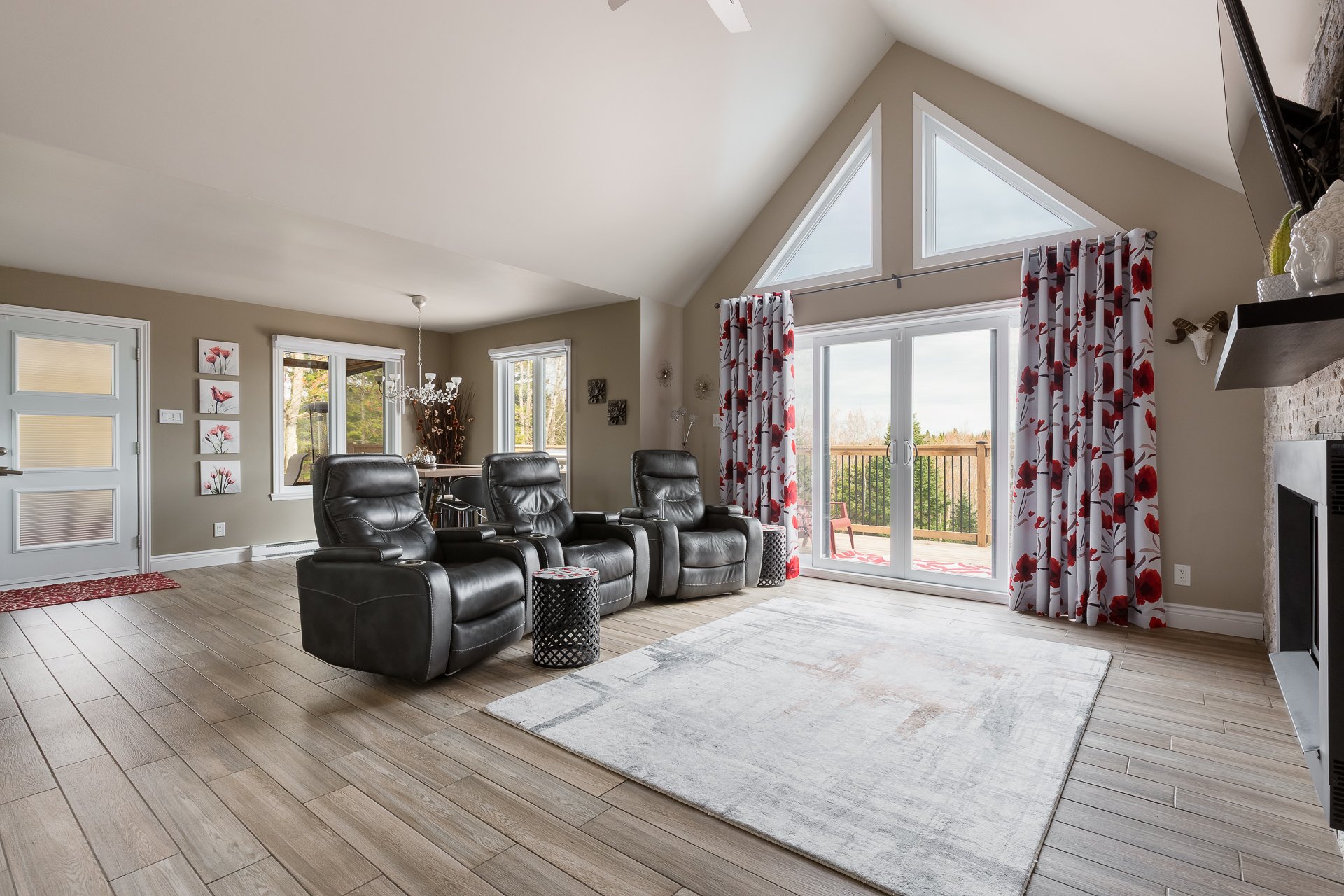 Photo - Living room