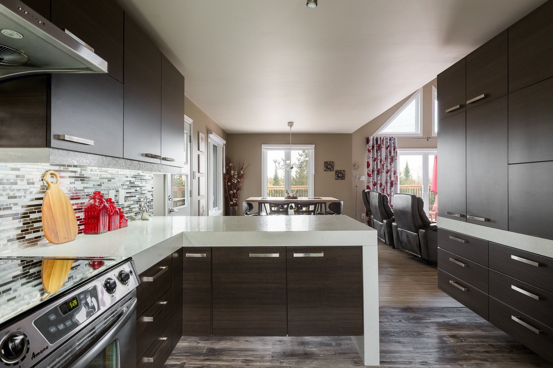 Photo - Kitchen
