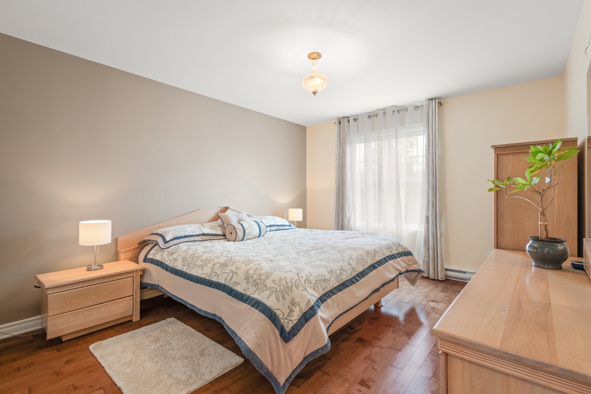 Chambre à coucher principale