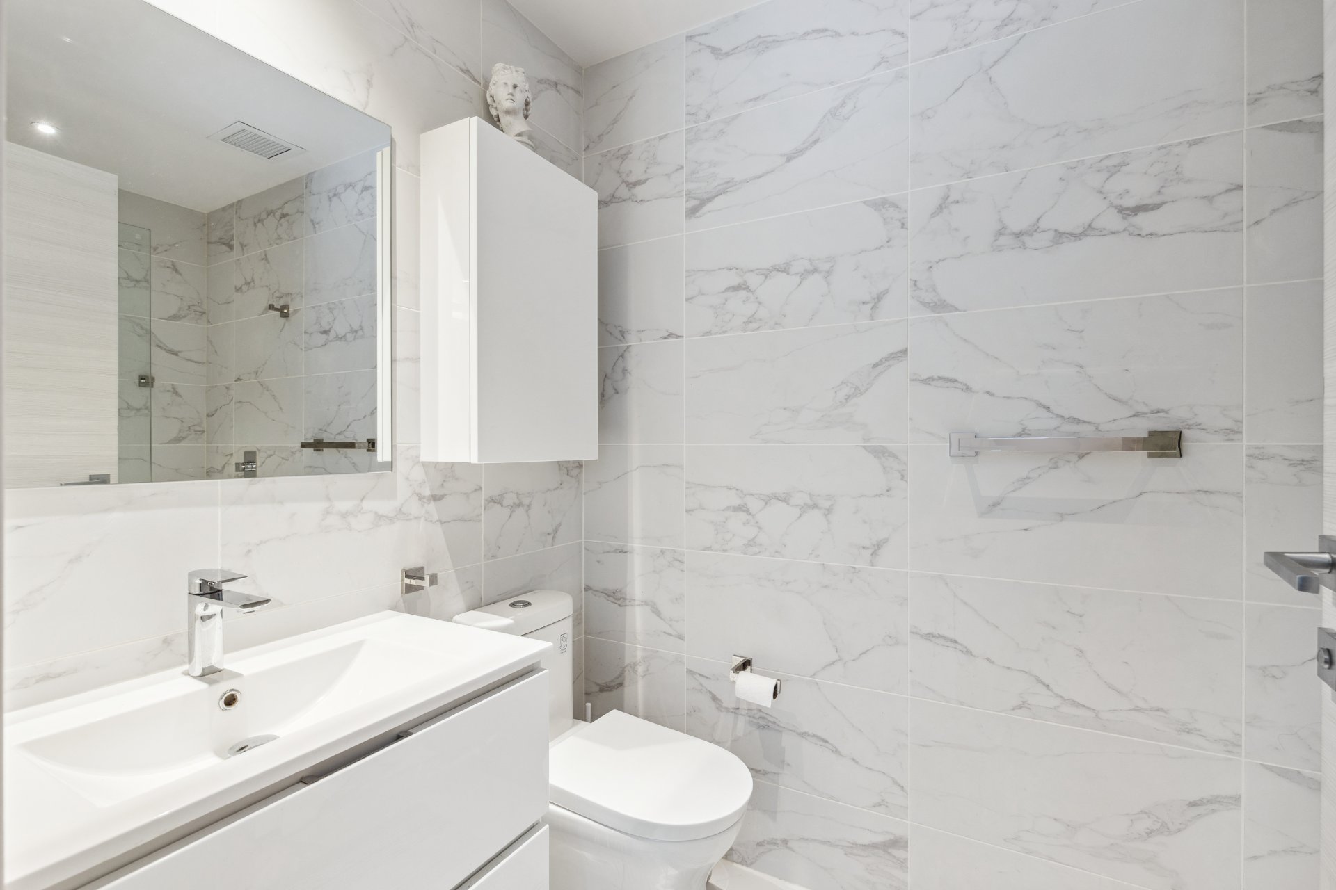 Ensuite bathroom