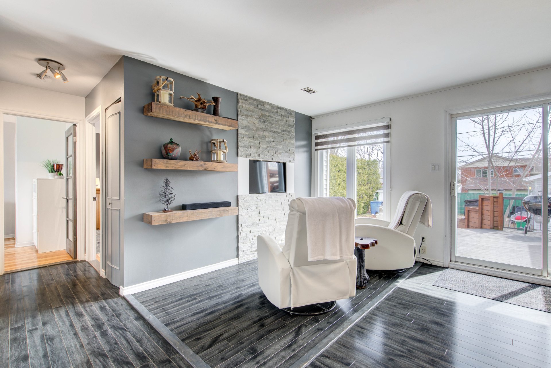 Photo - Living room