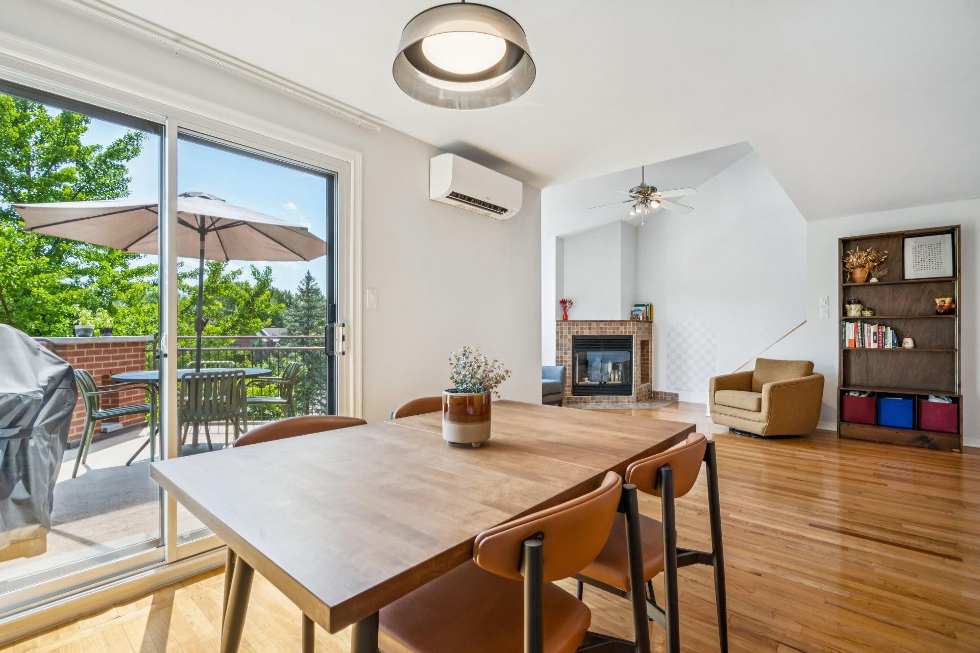 Photo - Salle à manger