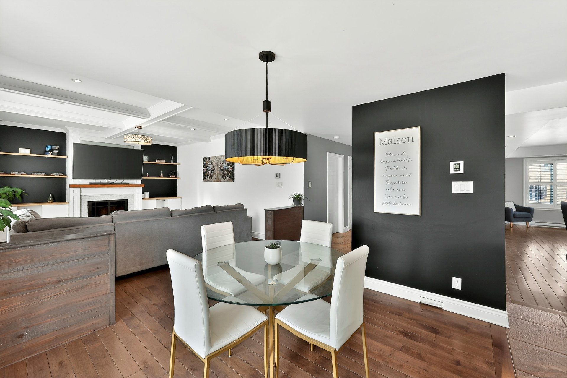 Photo - Salle à manger