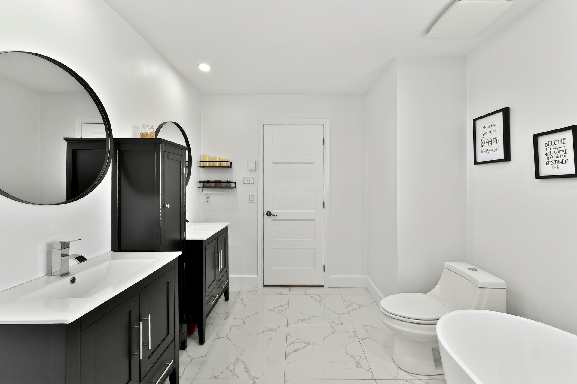 Photo - Salle de bains attenante à la CCP