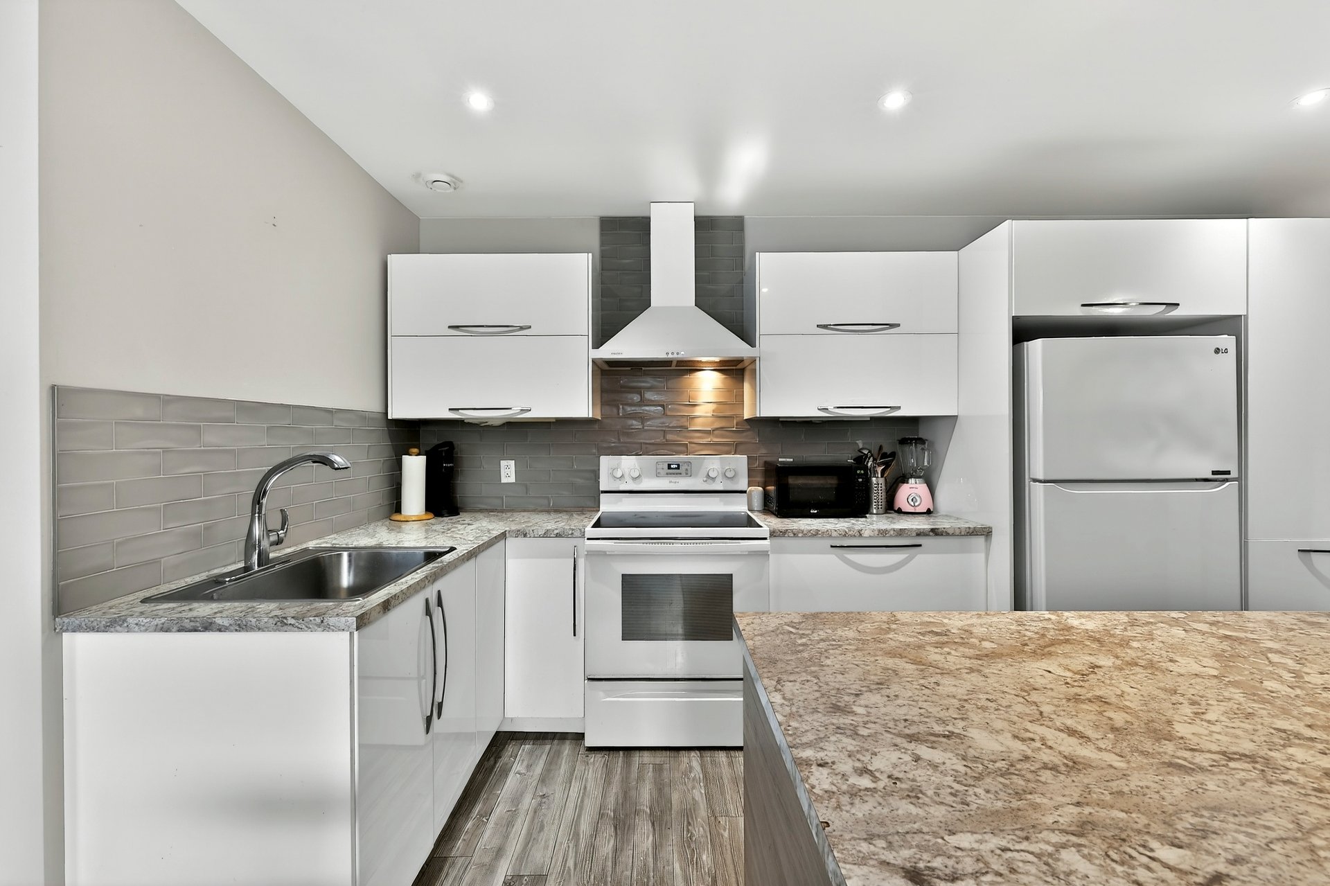 Photo - Garçonnière