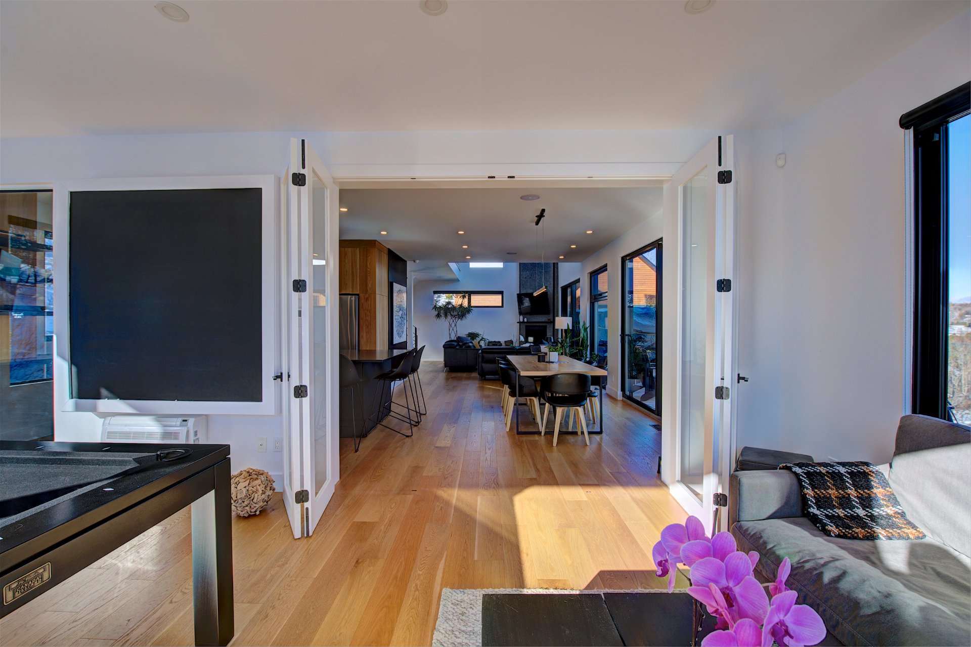 One-and-a-half-storey house for sale, Saint-Sauveur